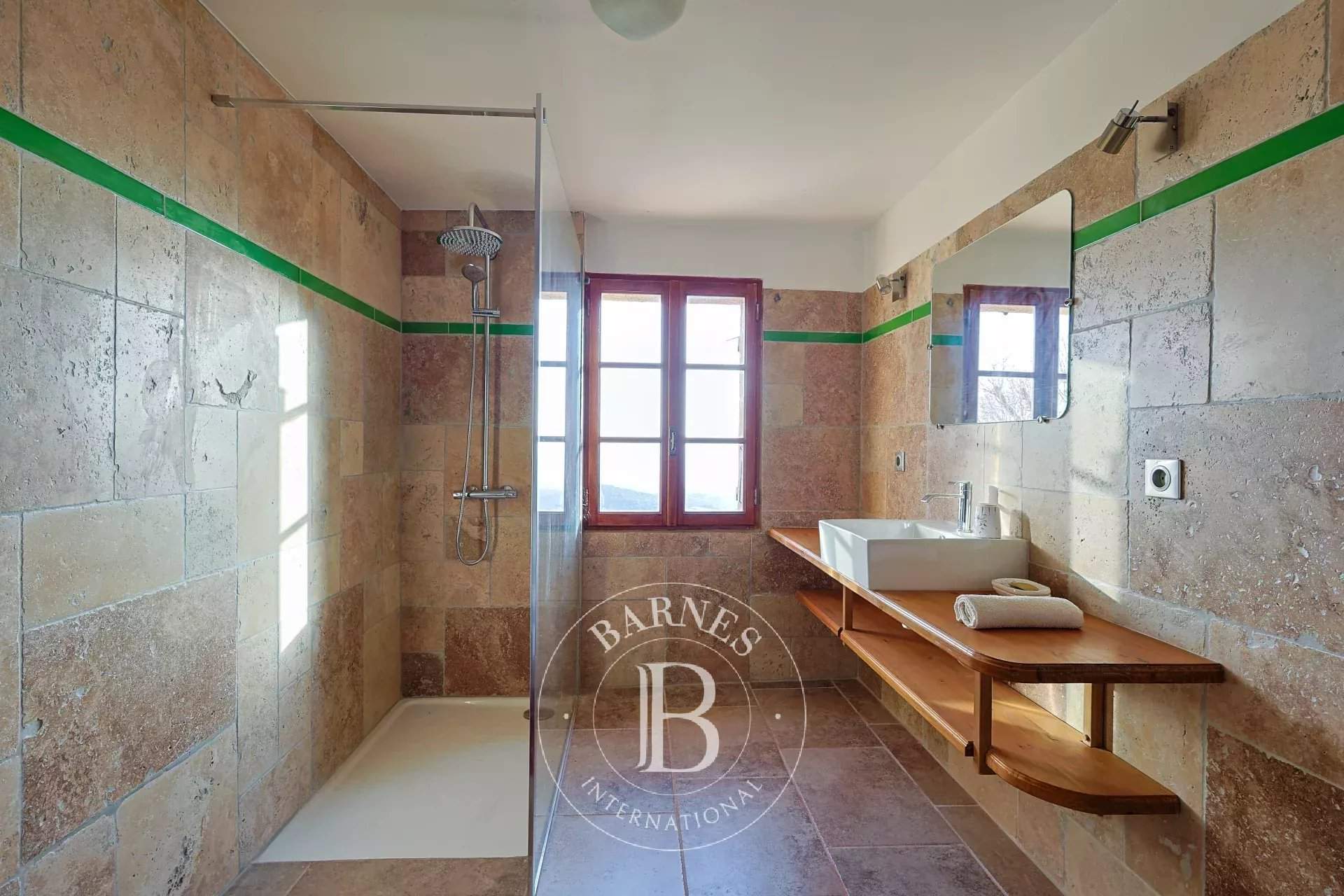 Seillans  - Property 11 Bedrooms - picture 12