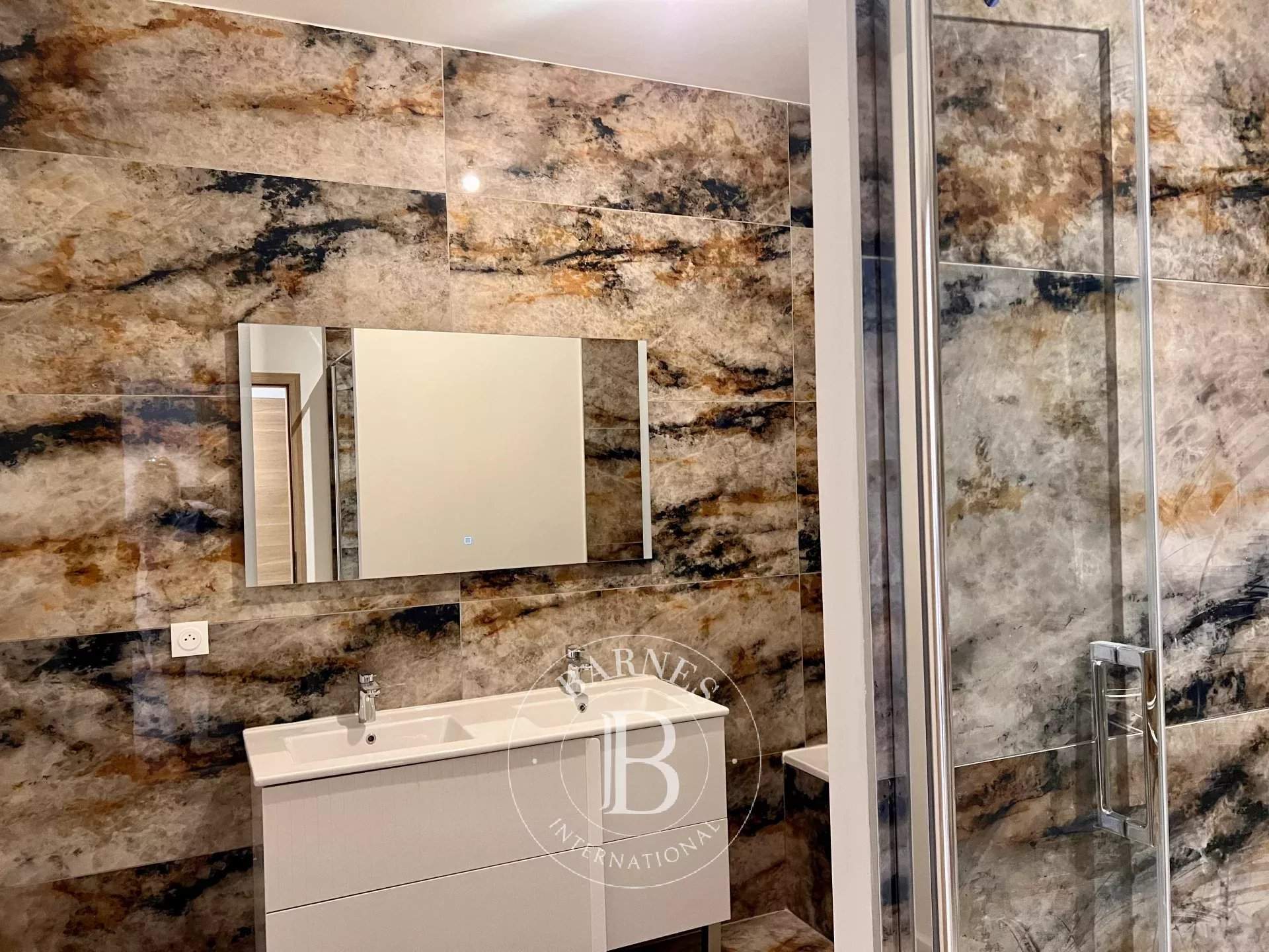 Beaune  - Appartement 6 Pi&egrave;ces 3 Chambres - picture 4