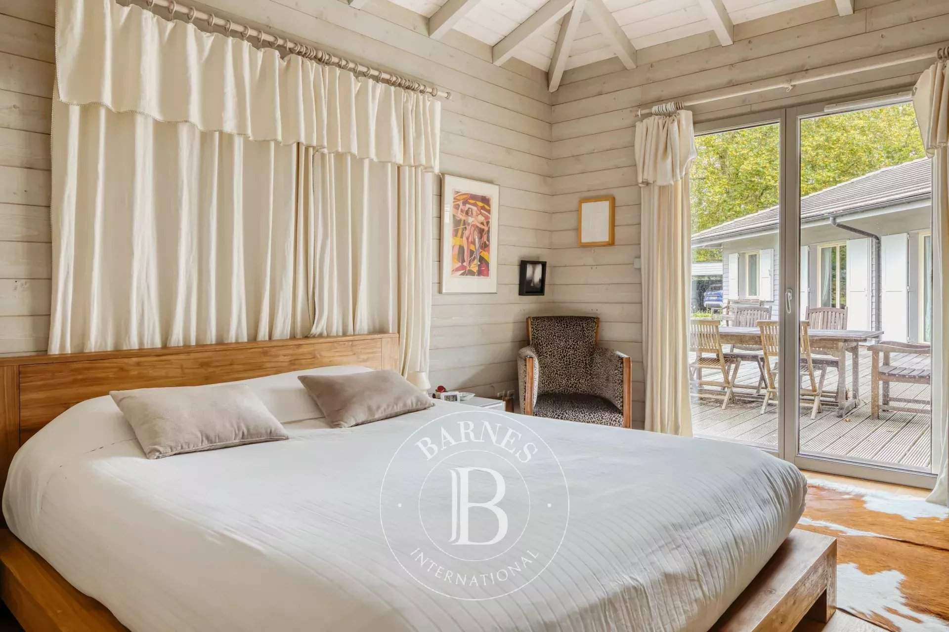 Vaux-sur-Eure  - Maison 16 Pi&egrave;ces 7 Chambres - picture 9