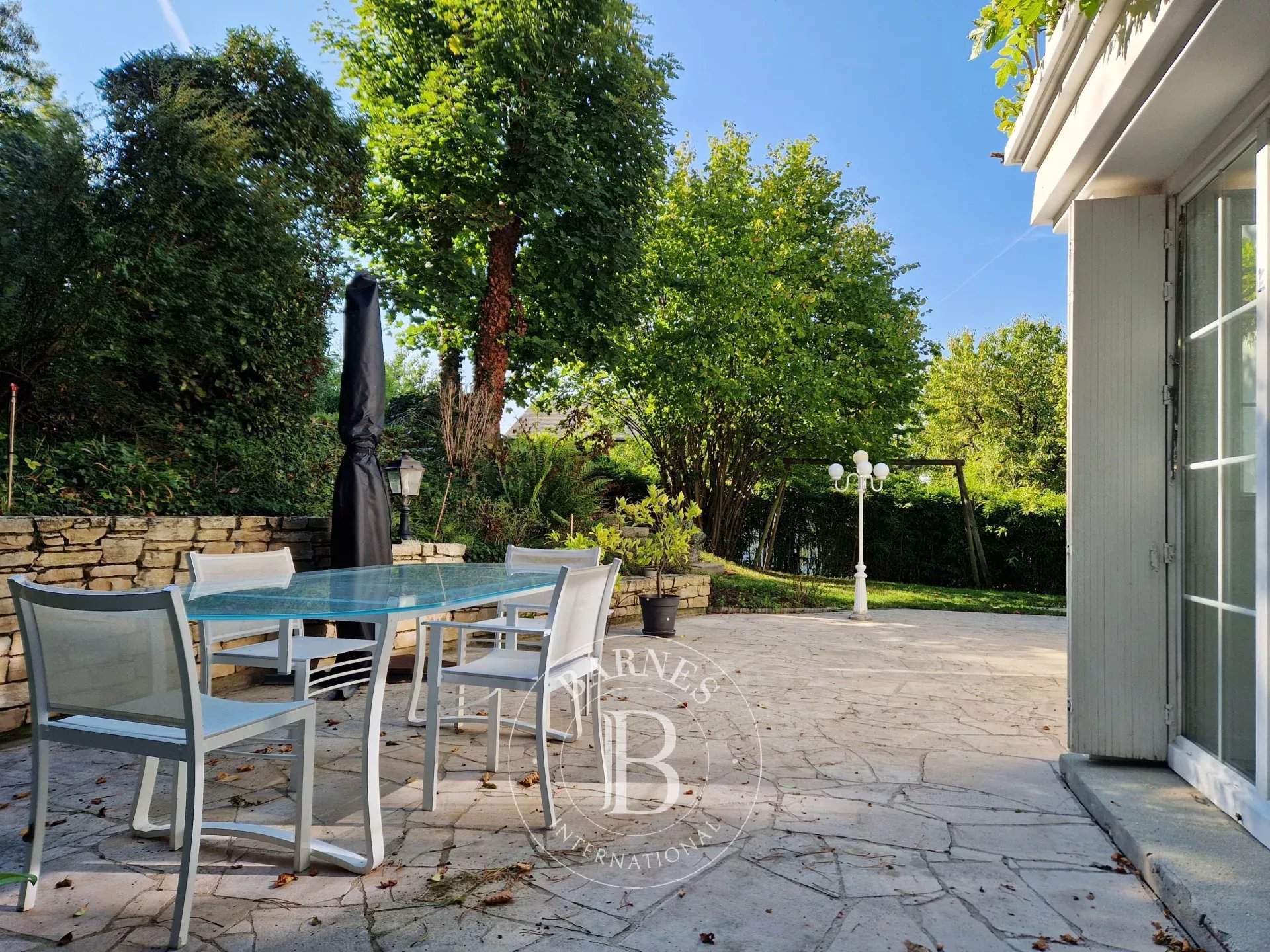 Triel-sur-Seine  - Maison 8 Pi&egrave;ces 5 Chambres - picture 2