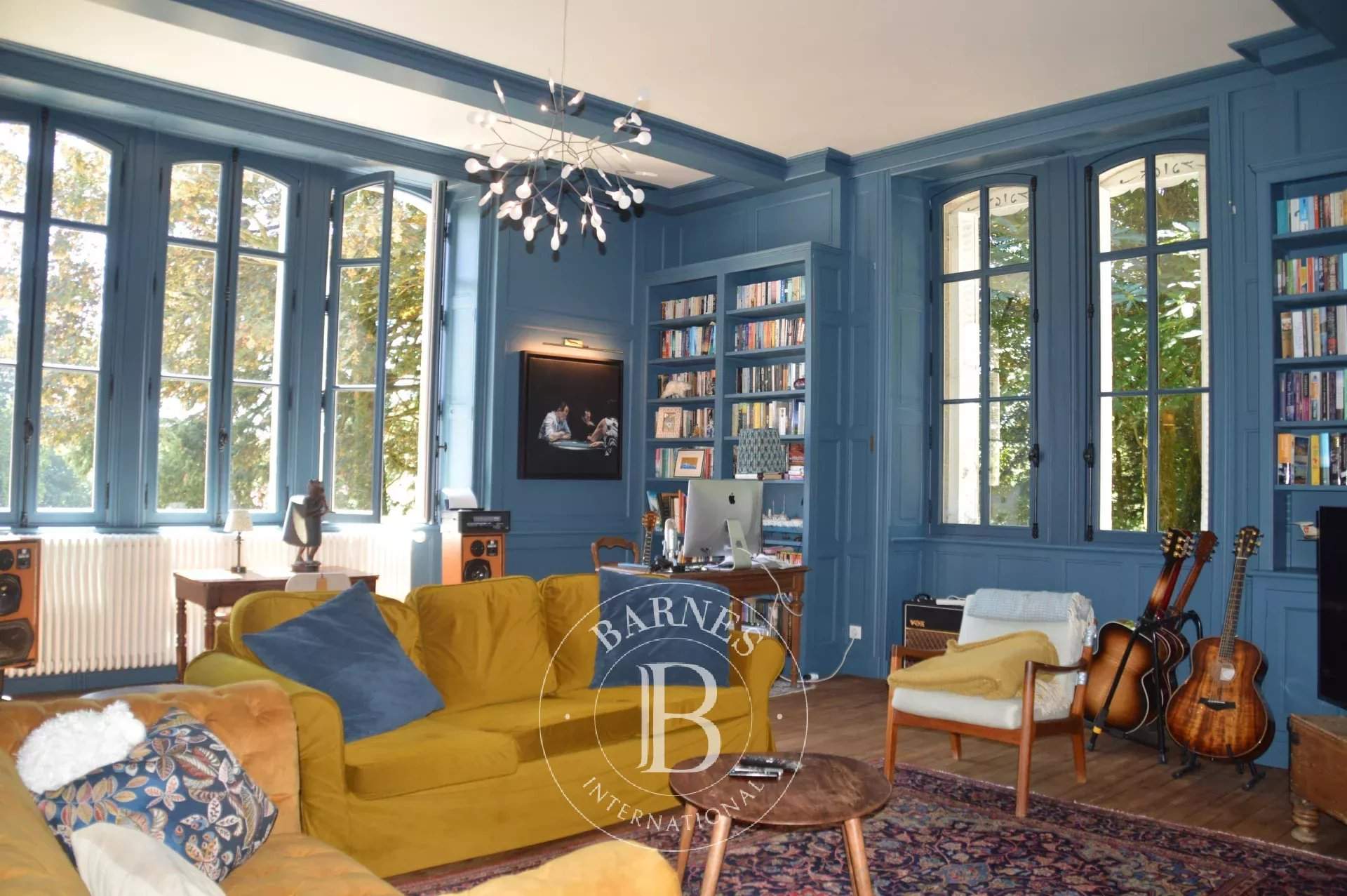 Pouzauges  - Château 16 Pi&egrave;ces 10 Chambres - picture 8