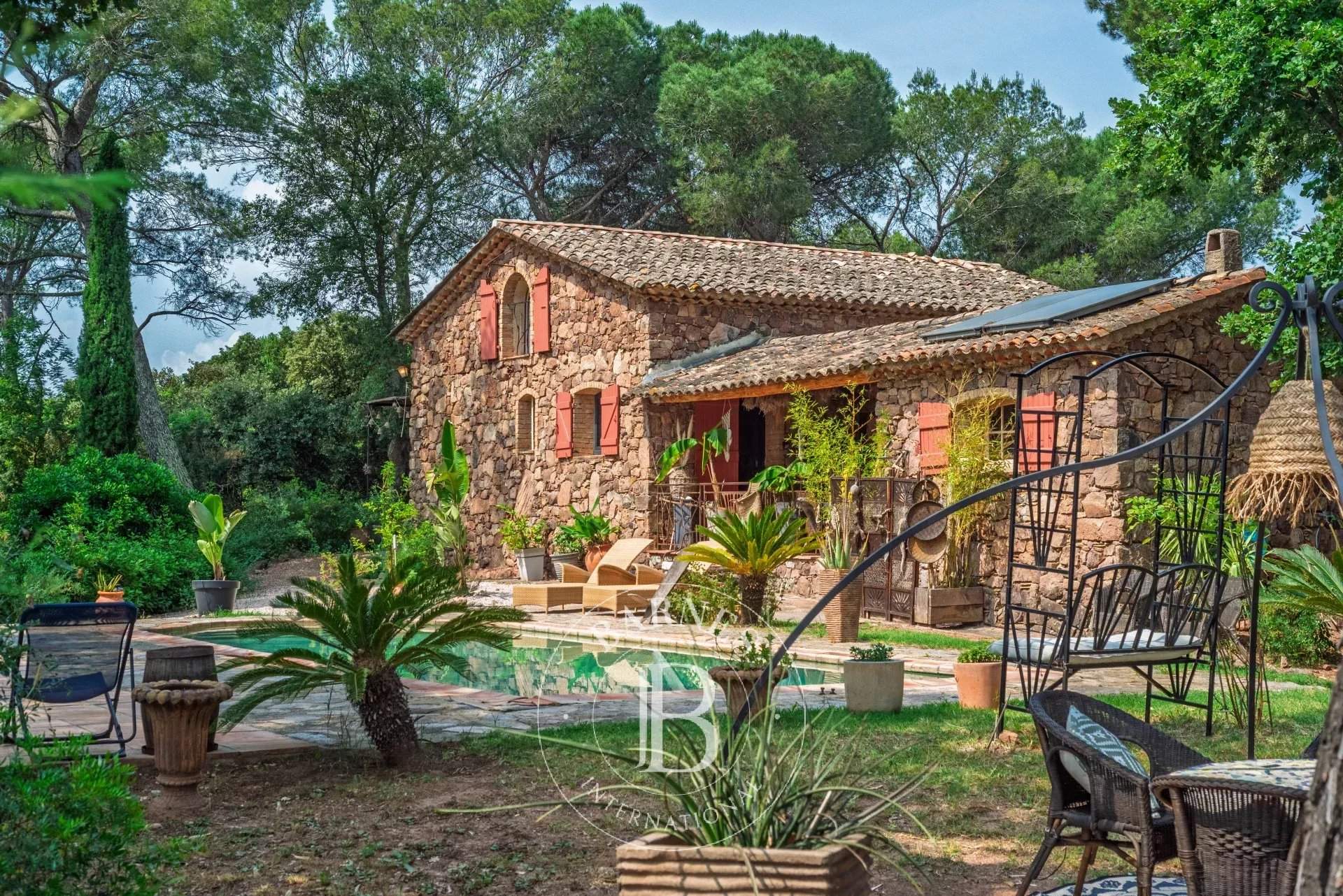 Roquebrune-sur-Argens  - Mas 10 Pi&egrave;ces 5 Chambres - picture 1