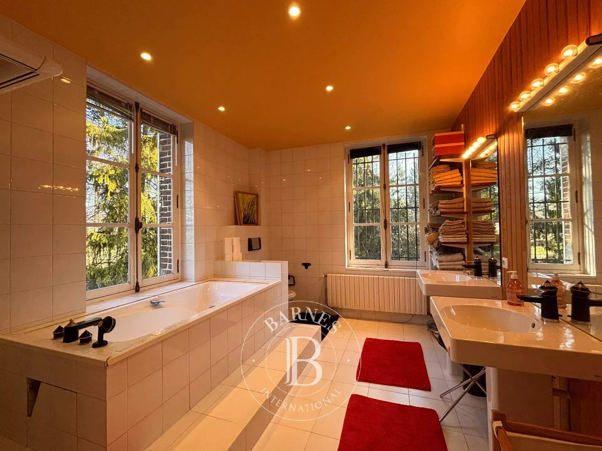 Saint-Julien-le-Faucon  - Maison 7 Pi&egrave;ces 4 Chambres - picture 16