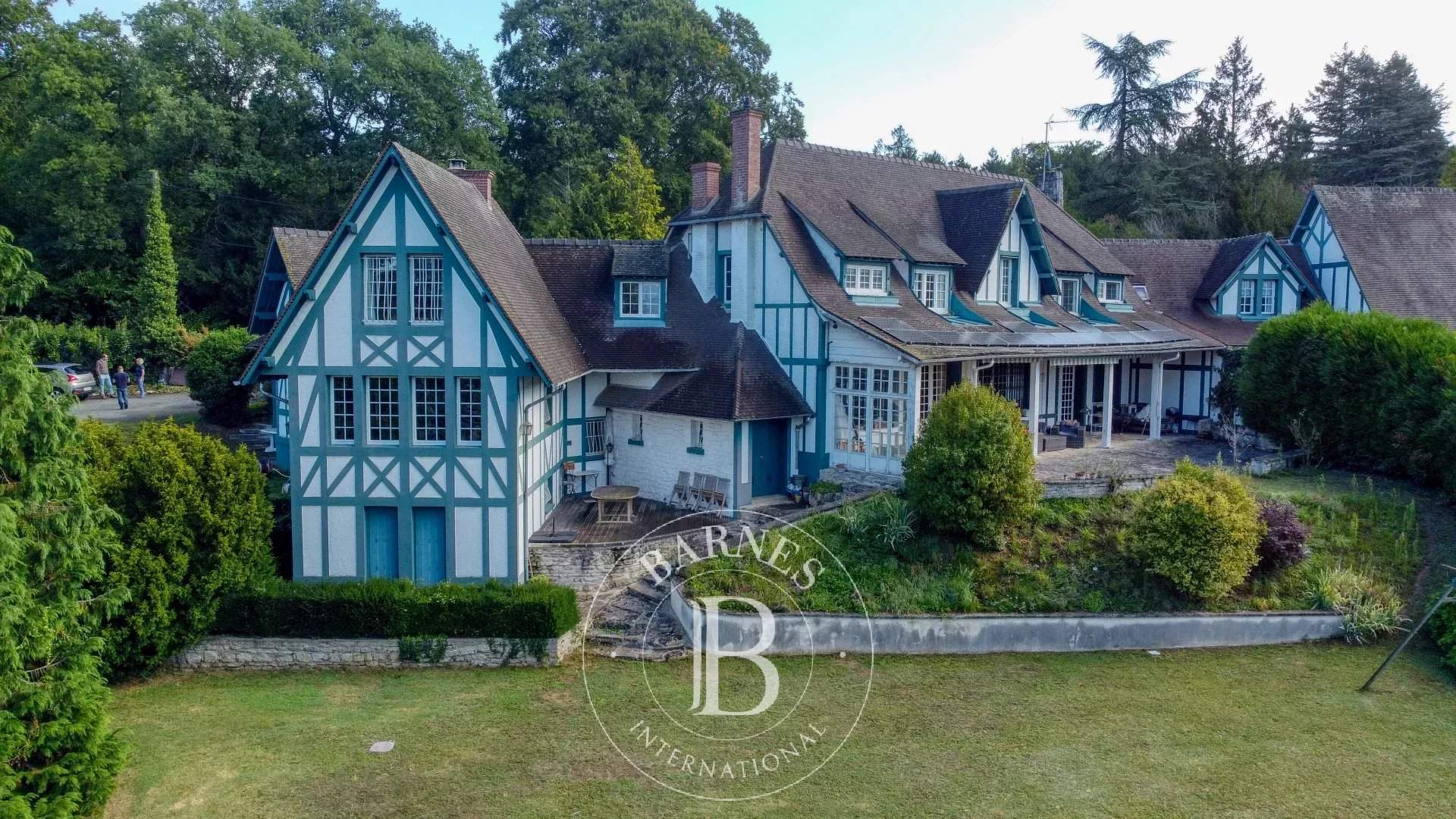 Chantilly  - House 6 Bedrooms - picture 13