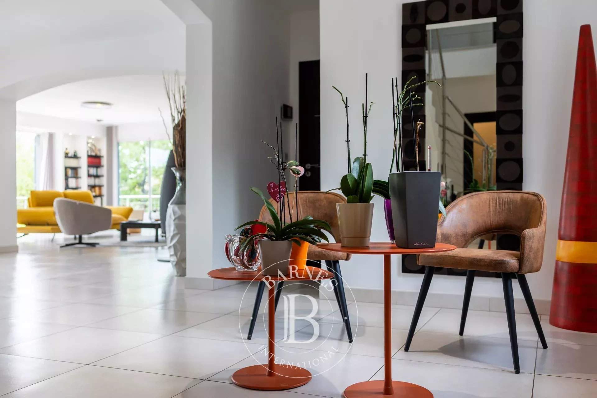 Saint-Maximin-la-Sainte-Baume  - Villa 7 Pièces 4 Chambres - picture 7