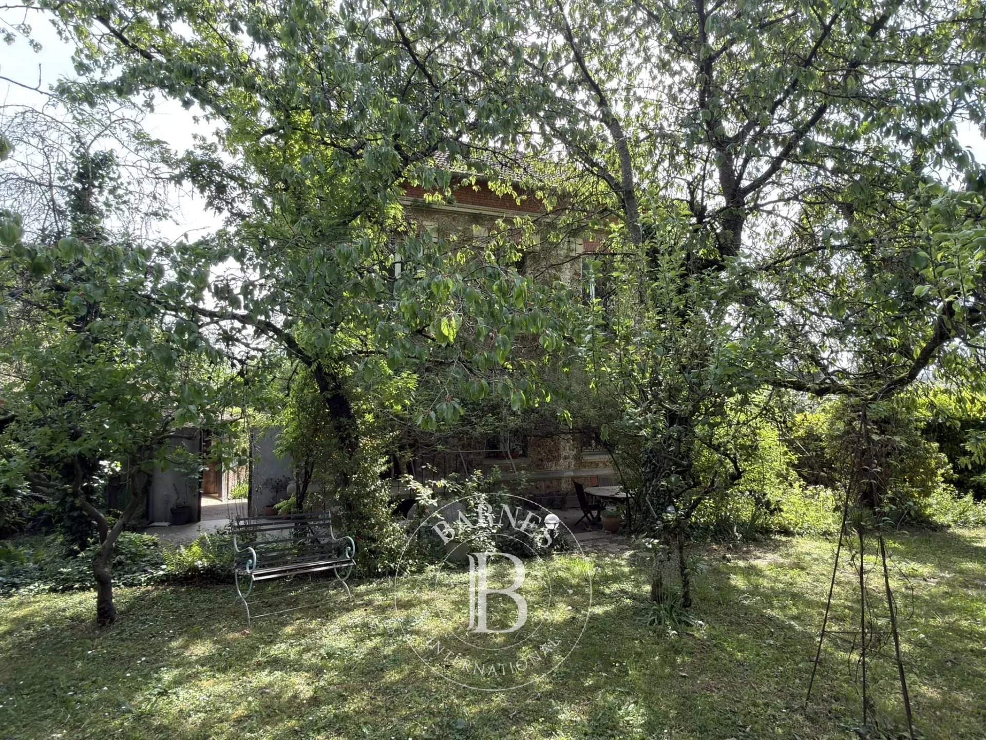 Épinay-sur-Orge  - Maison 8 Pi&egrave;ces 4 Chambres - picture 17