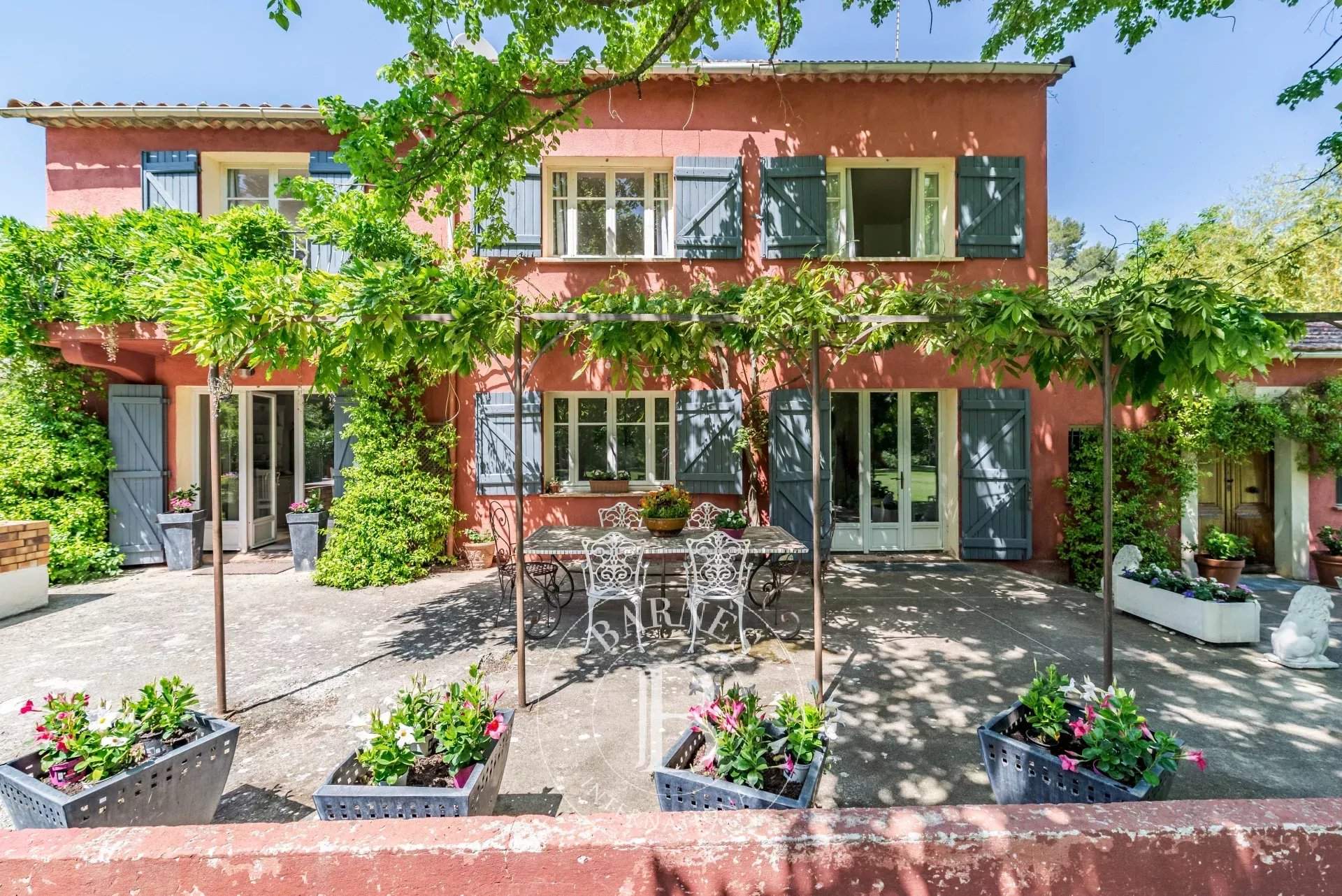 Salernes  - Maison d'hôtes 10 Pi&egrave;ces 6 Chambres - picture 7