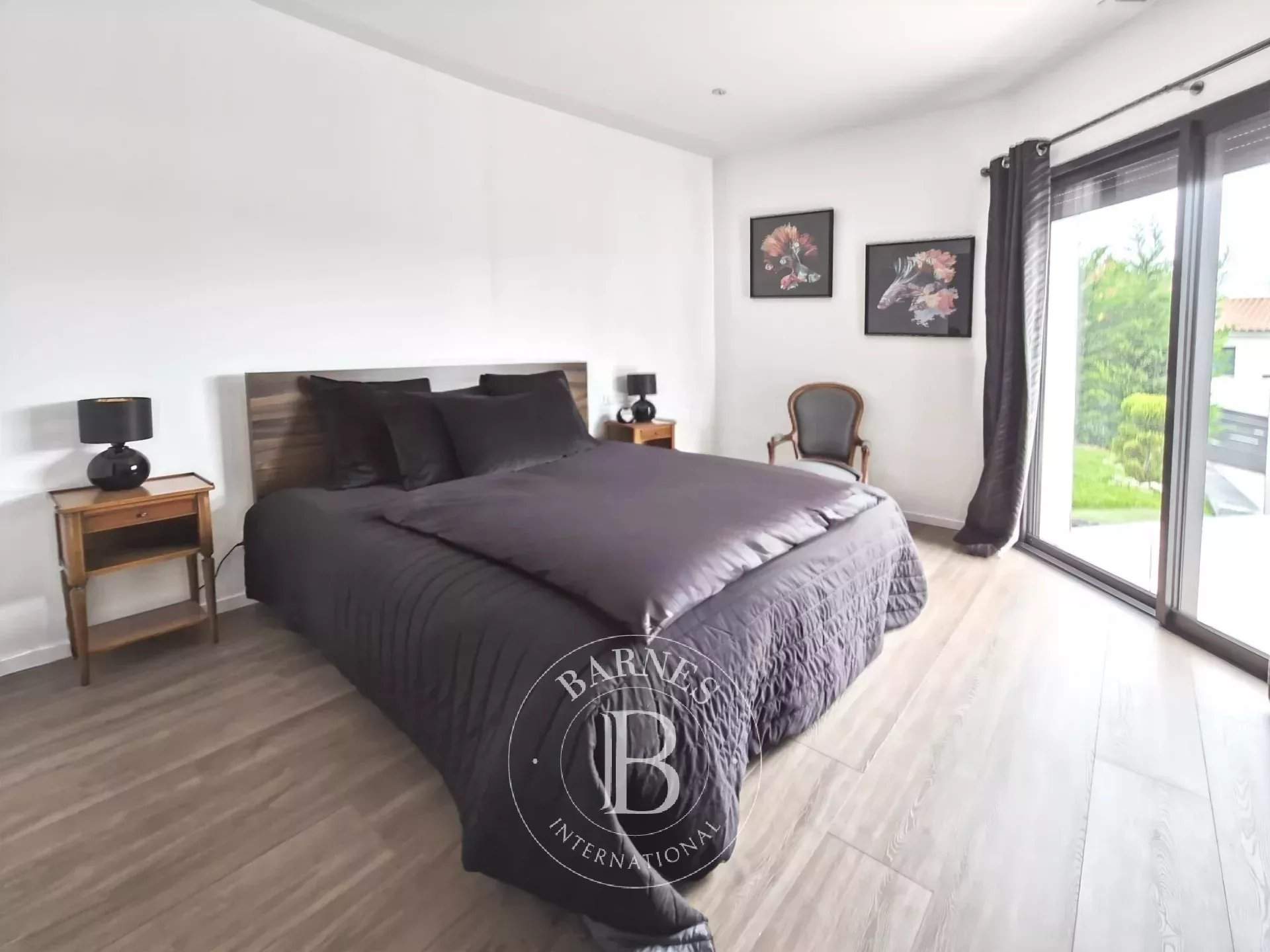 Veyre-Monton  - Casa 7 Cuartos 5 Habitaciones - picture 10