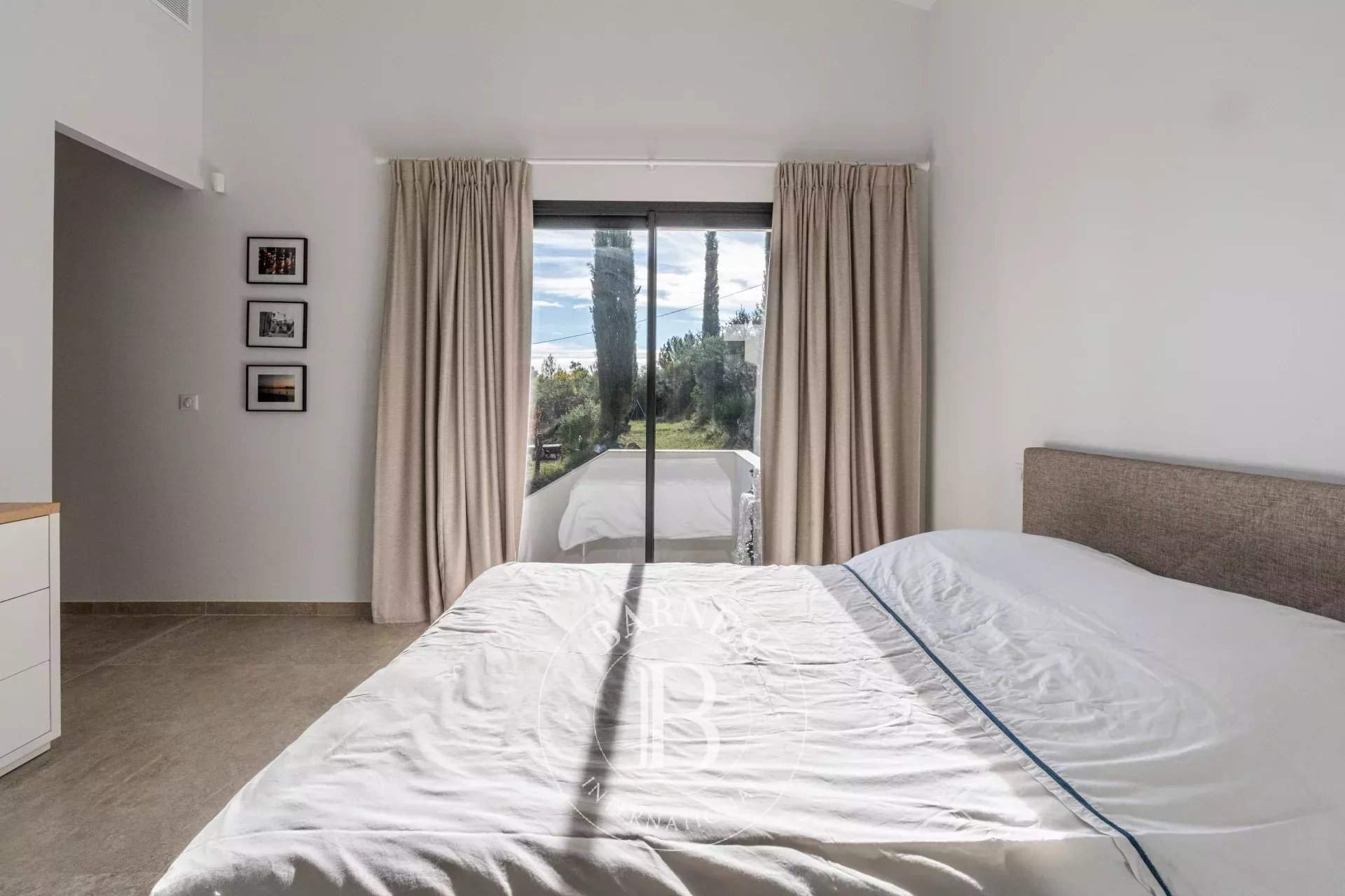 Flayosc  - Property 5 Bedrooms - picture 13