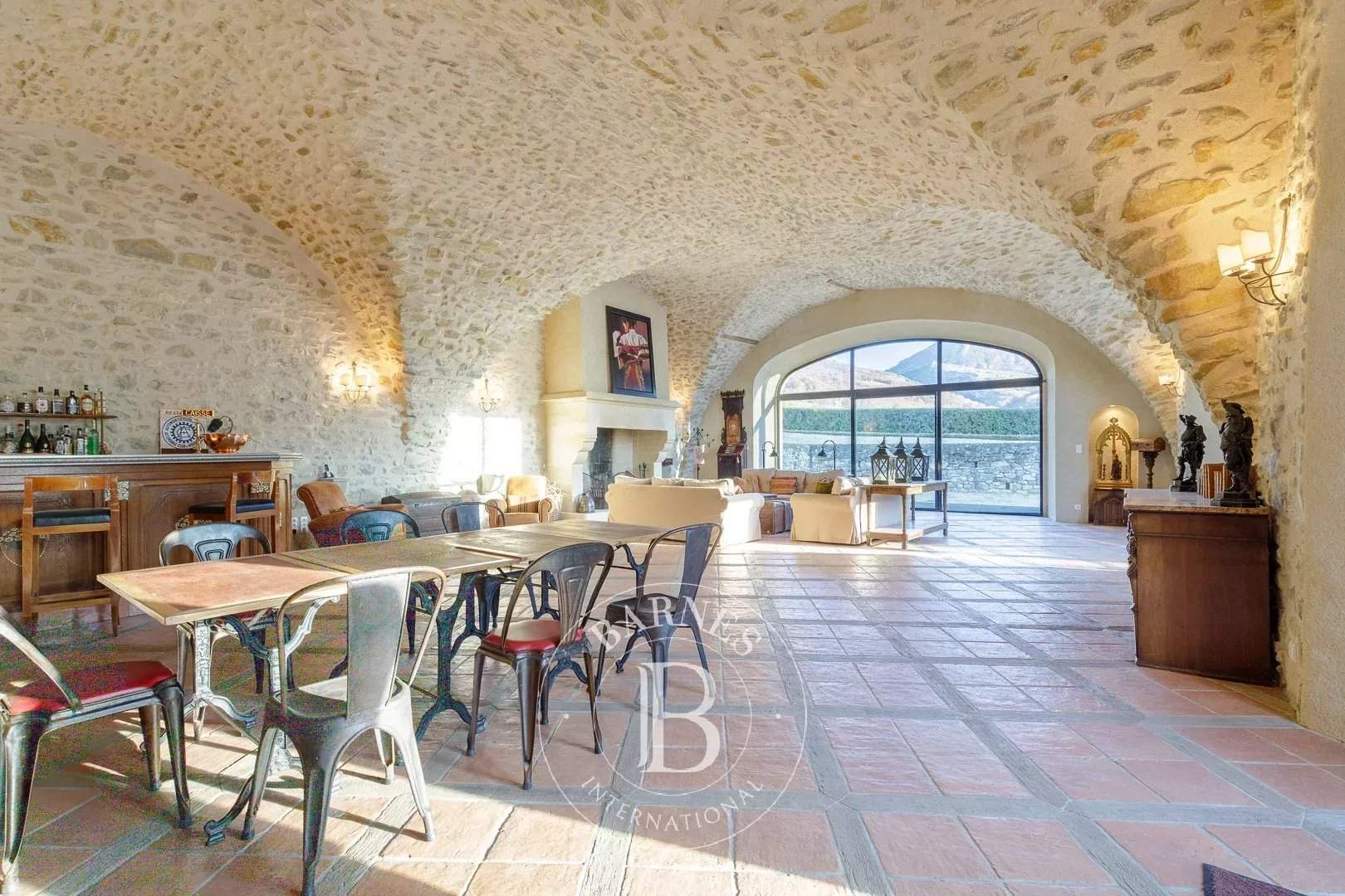 Bourdeaux  - House 7 Bedrooms - picture 11