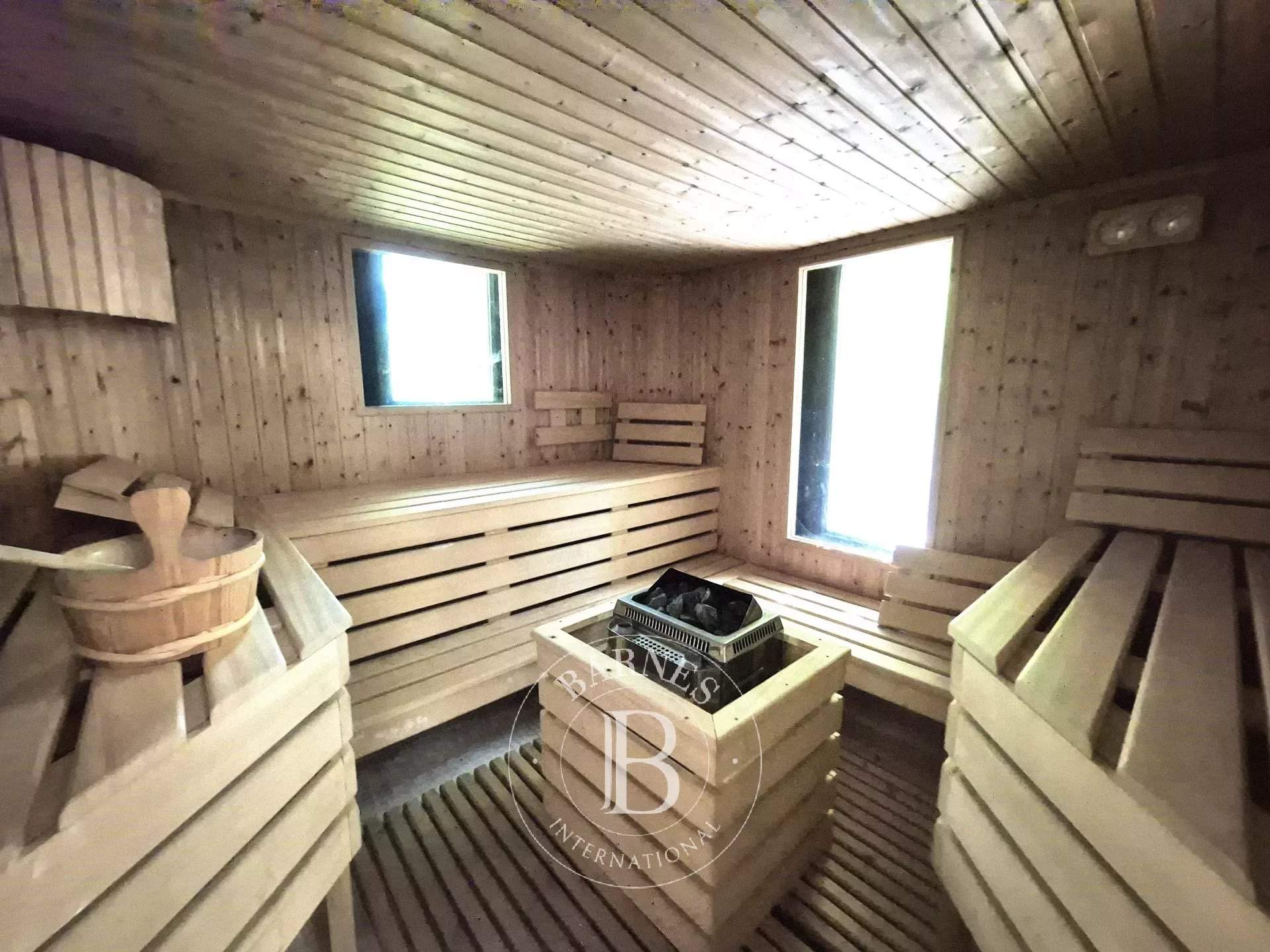 Châtel-Guyon  - Property 10 Bedrooms - picture 18