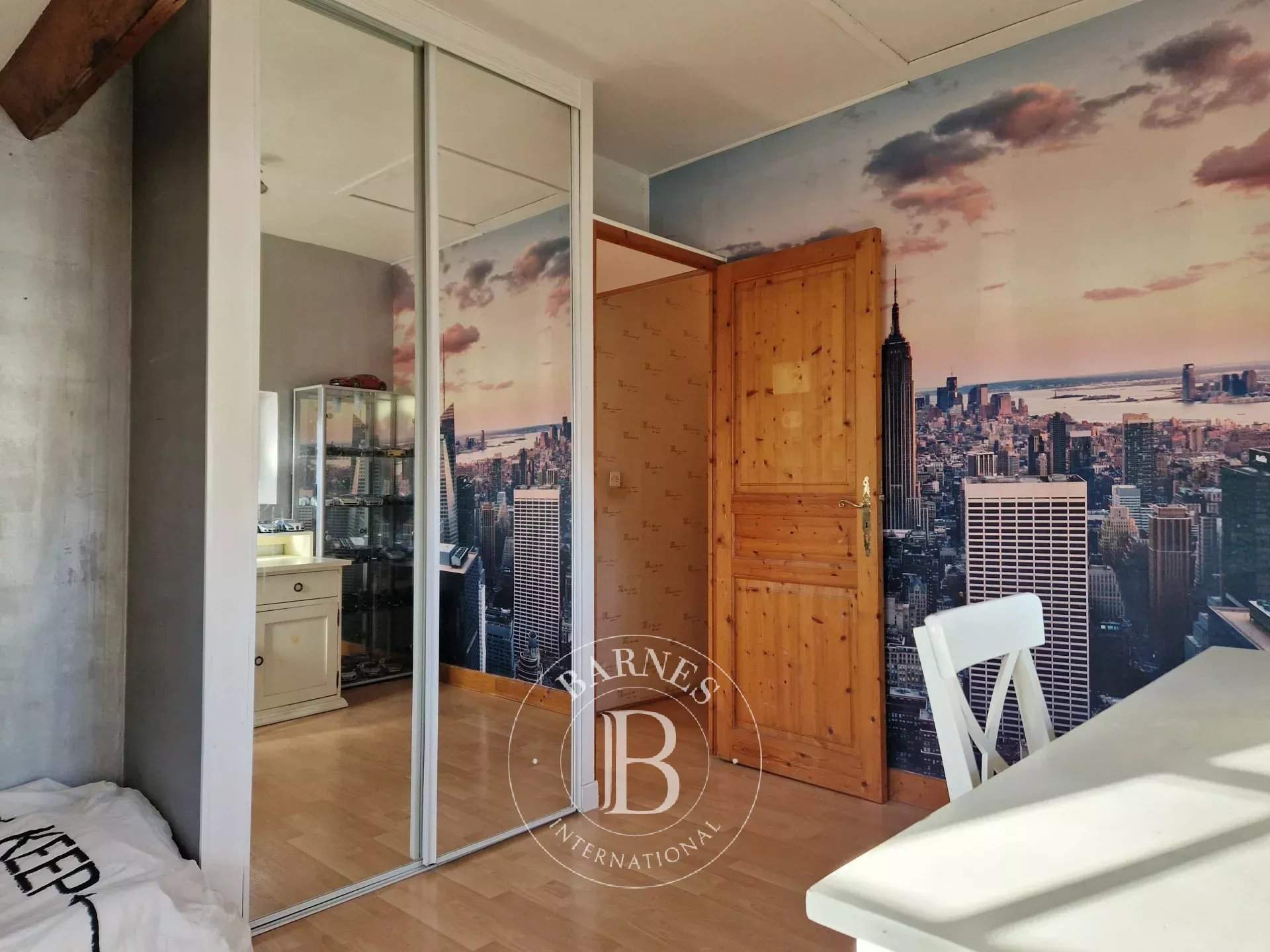 Beauchamp  - House 4 Bedrooms - picture 12