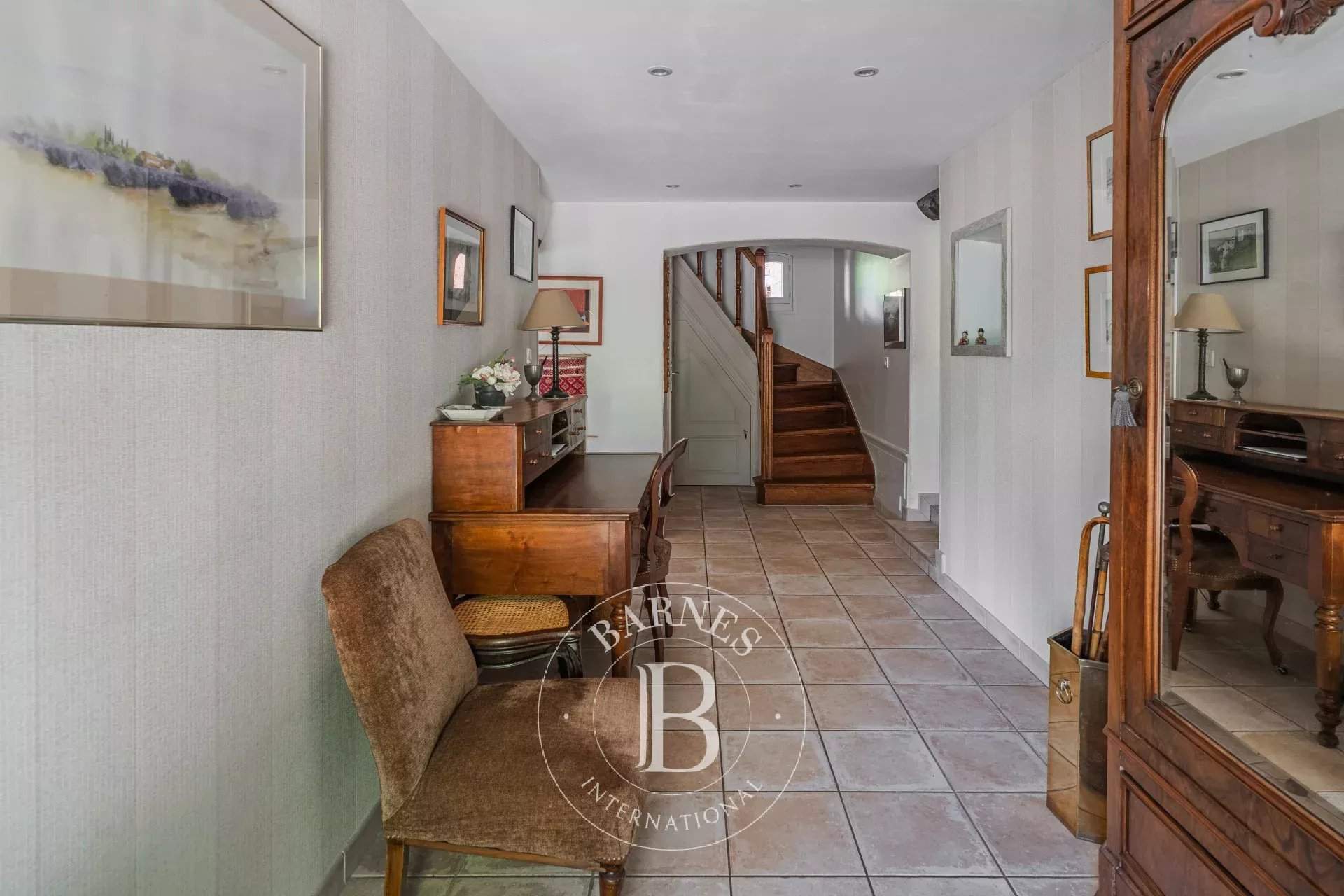 Bourgoin-Jallieu  - Maison 8 Pi&egrave;ces 5 Chambres - picture 3