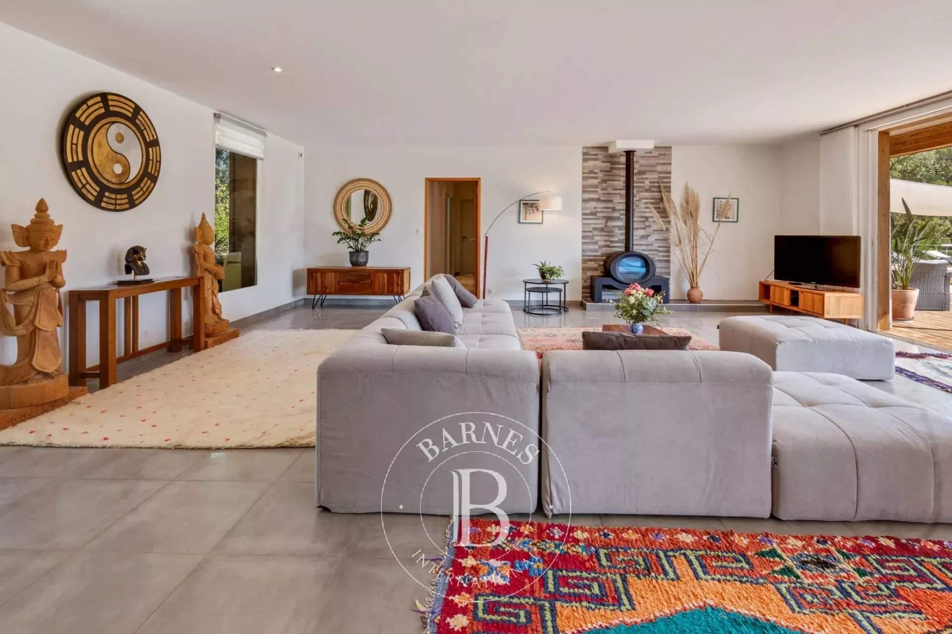 Bagnols-en-Forêt  - Villa 10 Pi&egrave;ces 4 Chambres - picture 20