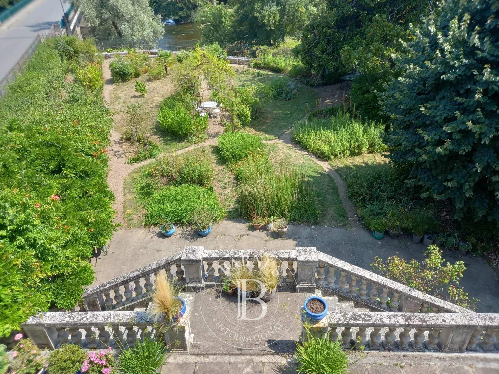 La Roche-Posay  - Hôtel particulier 12 Pi&egrave;ces 7 Chambres - picture 10