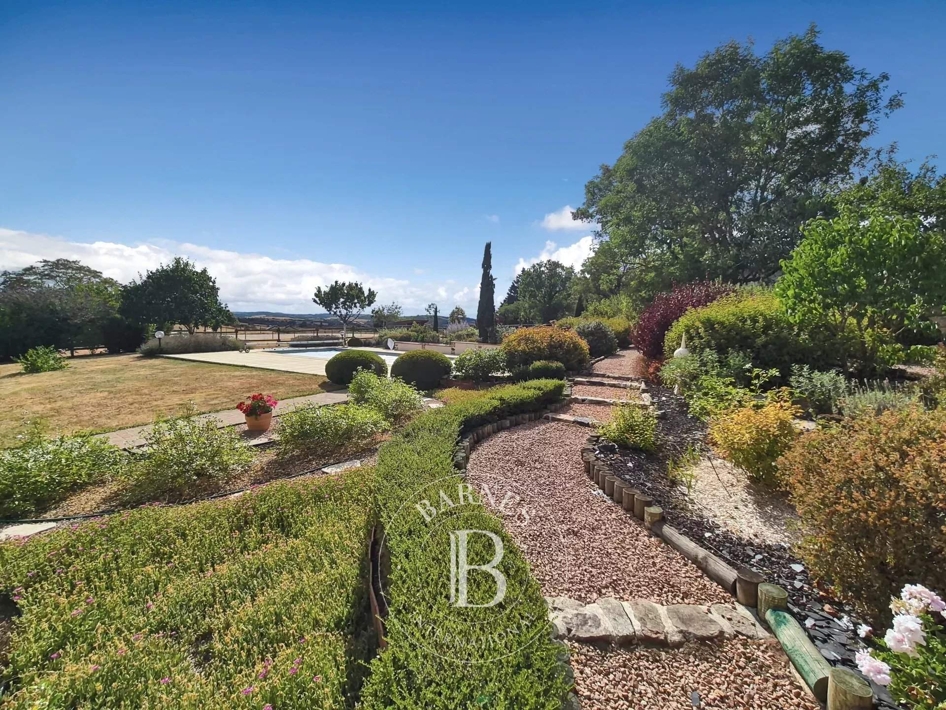 Riom  - Maison 8 Pi&egrave;ces 4 Chambres - picture 17