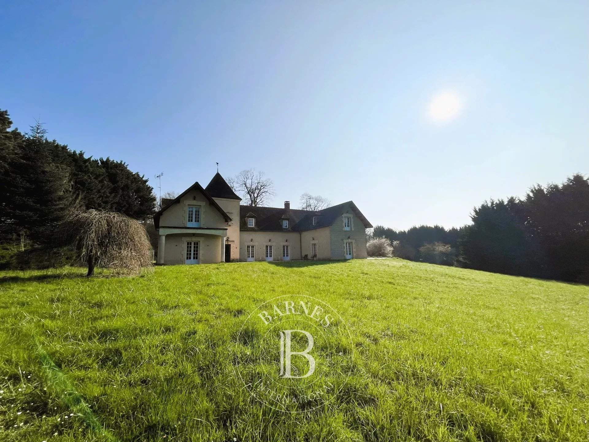 Betz  - Maison 12 Pi&egrave;ces 6 Chambres - picture 1