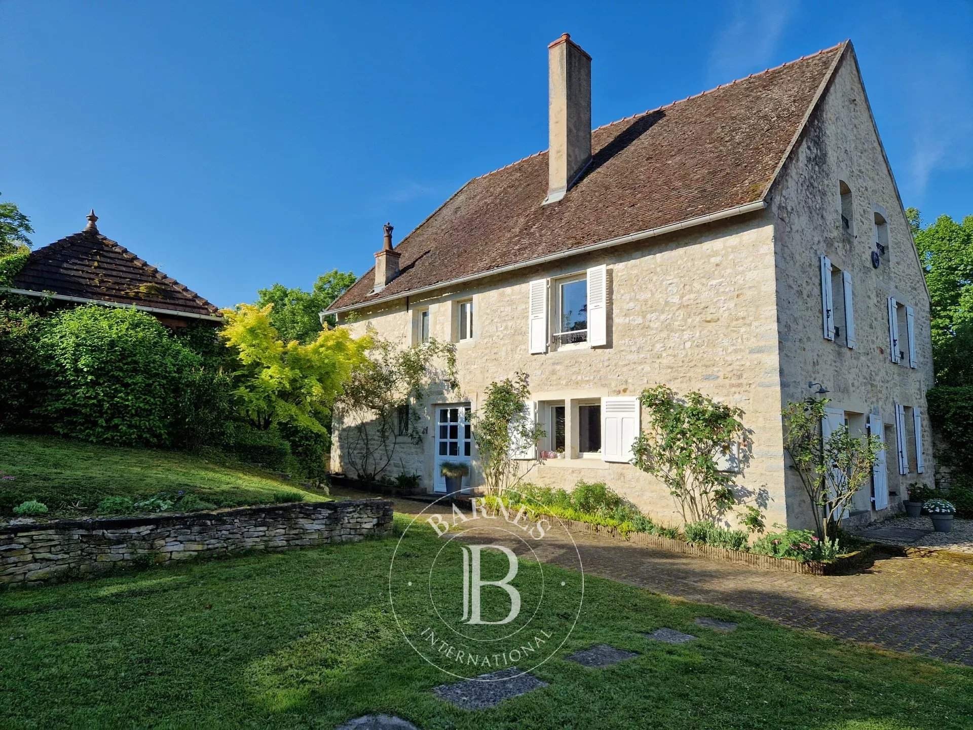 Dole  - Maison de ville 10 Pi&egrave;ces 6 Chambres - picture 1