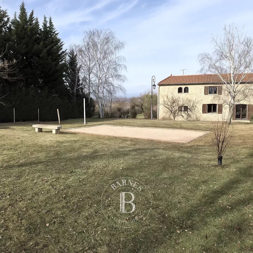 Lempdes  - Maison 6 Pi&egrave;ces 4 Chambres - picture 12