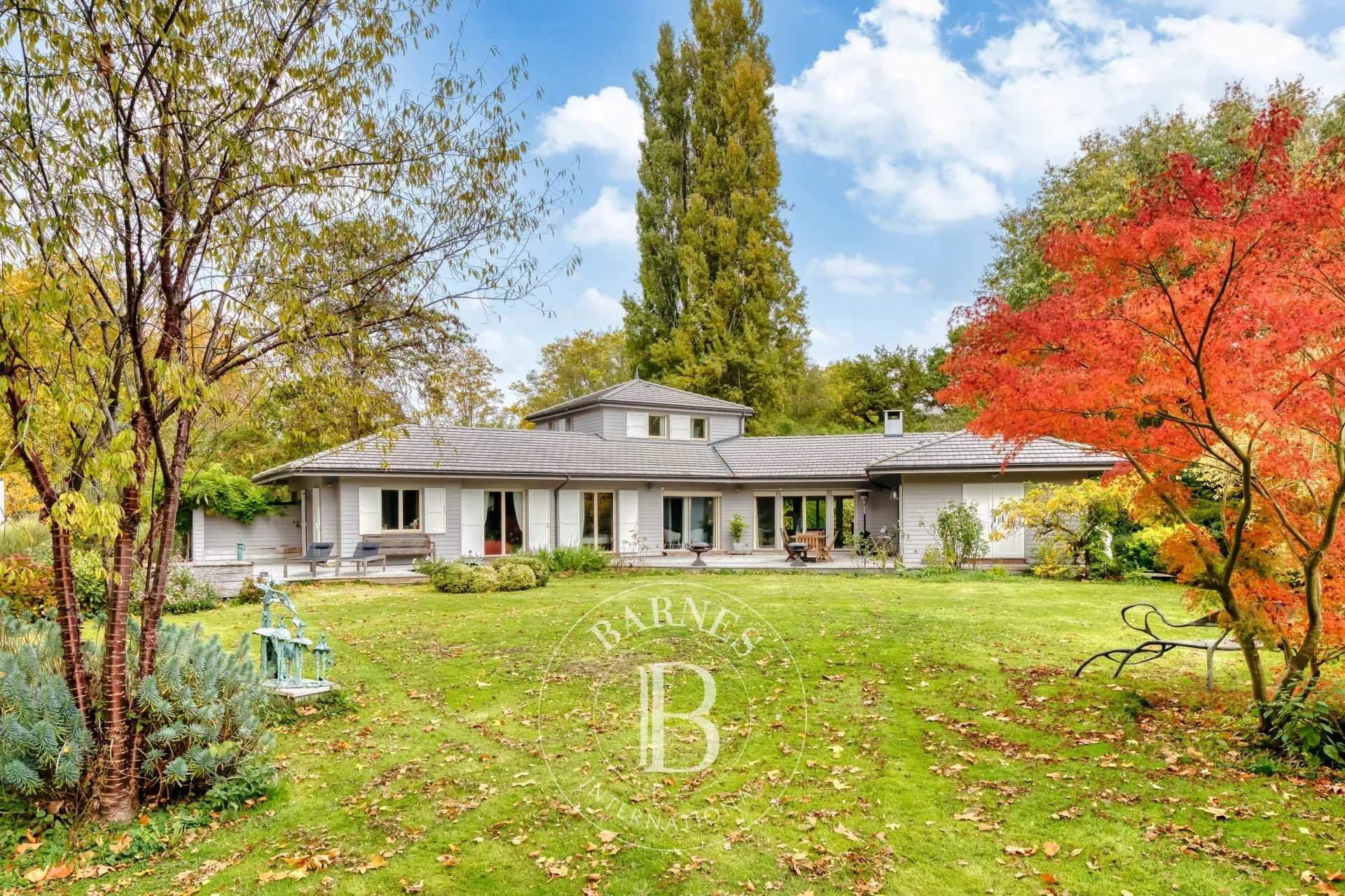 Vaux-sur-Eure  - Maison 16 Pi&egrave;ces 7 Chambres - picture 1