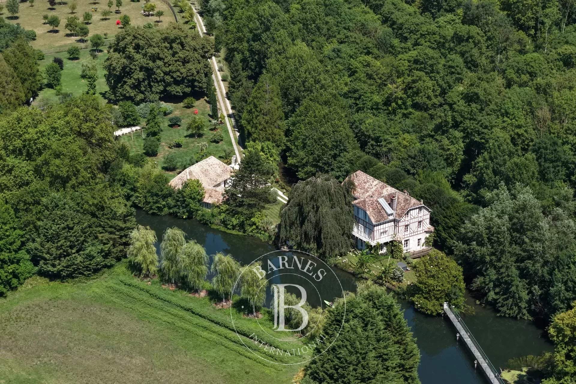 Anet  - House 7 Bedrooms - picture 3