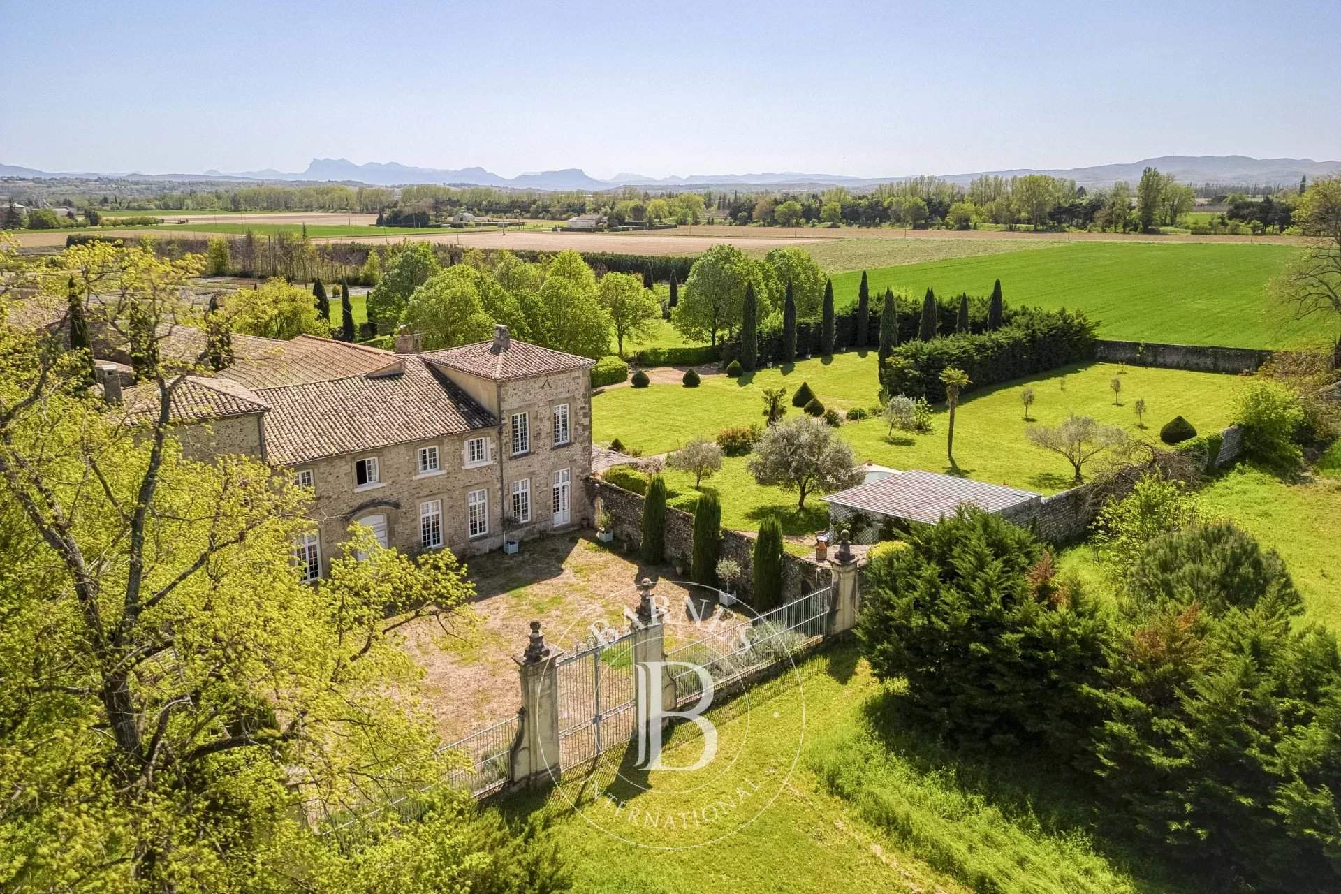 Valence  - Maison 23 Pi&egrave;ces 13 Chambres - picture 1