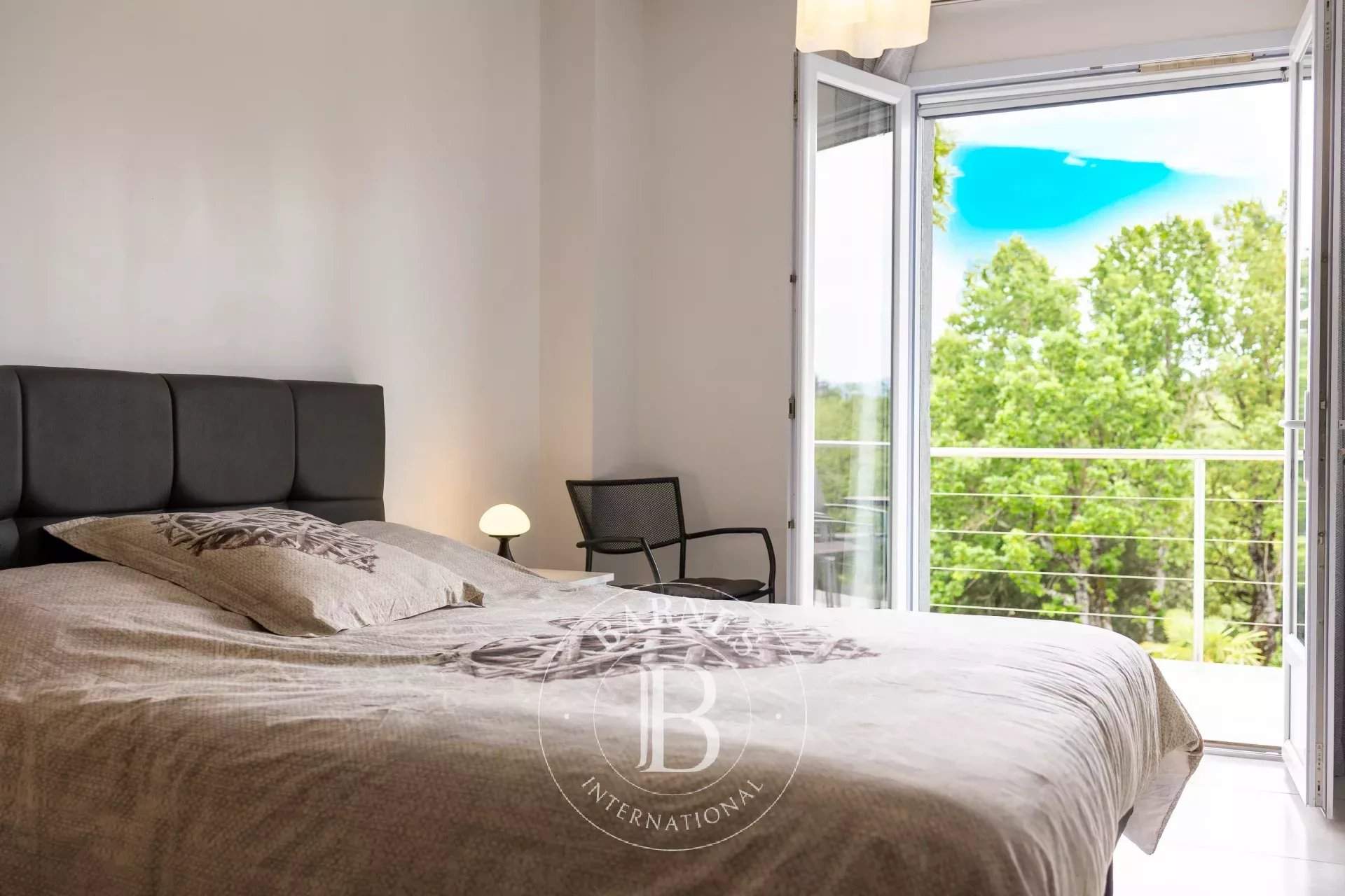 Saint-Maximin-la-Sainte-Baume  - Villa 7 Pièces 4 Chambres - picture 20