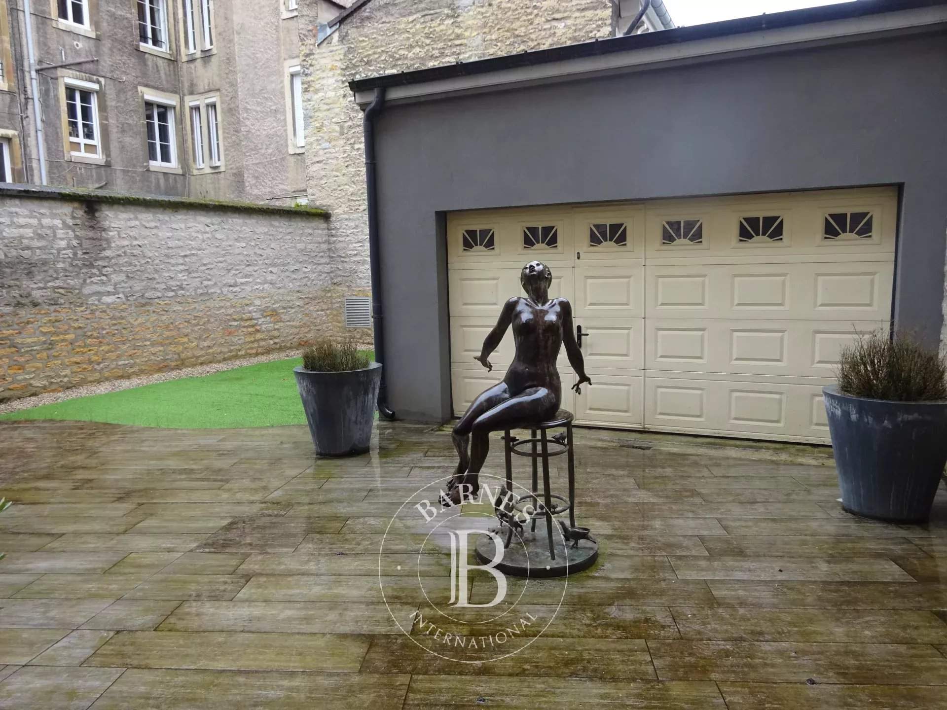 Dijon  - Hôtel particulier 11 Pi&egrave;ces 5 Chambres - picture 13