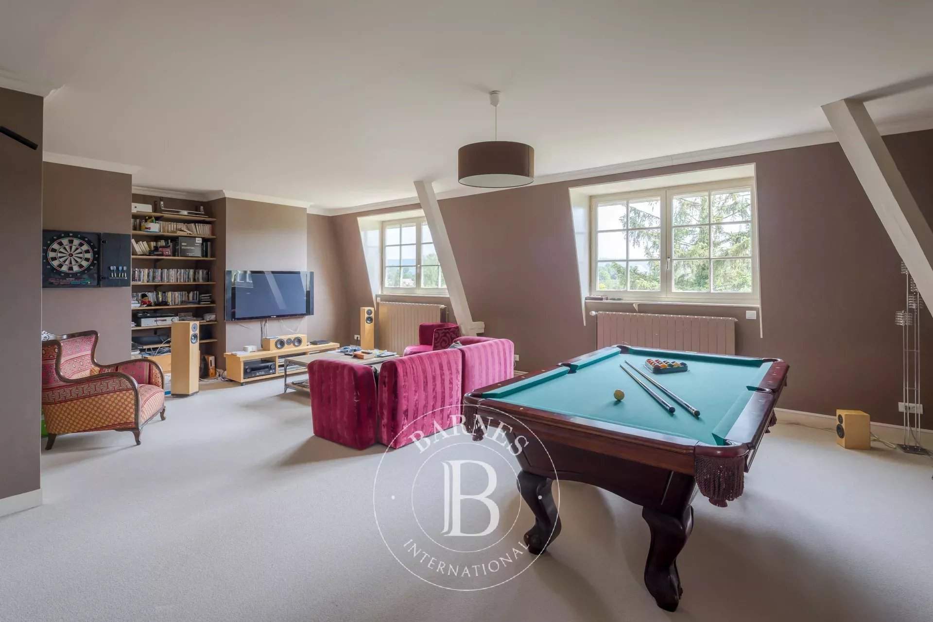 Chambray  - Property 12 Bedrooms - picture 15