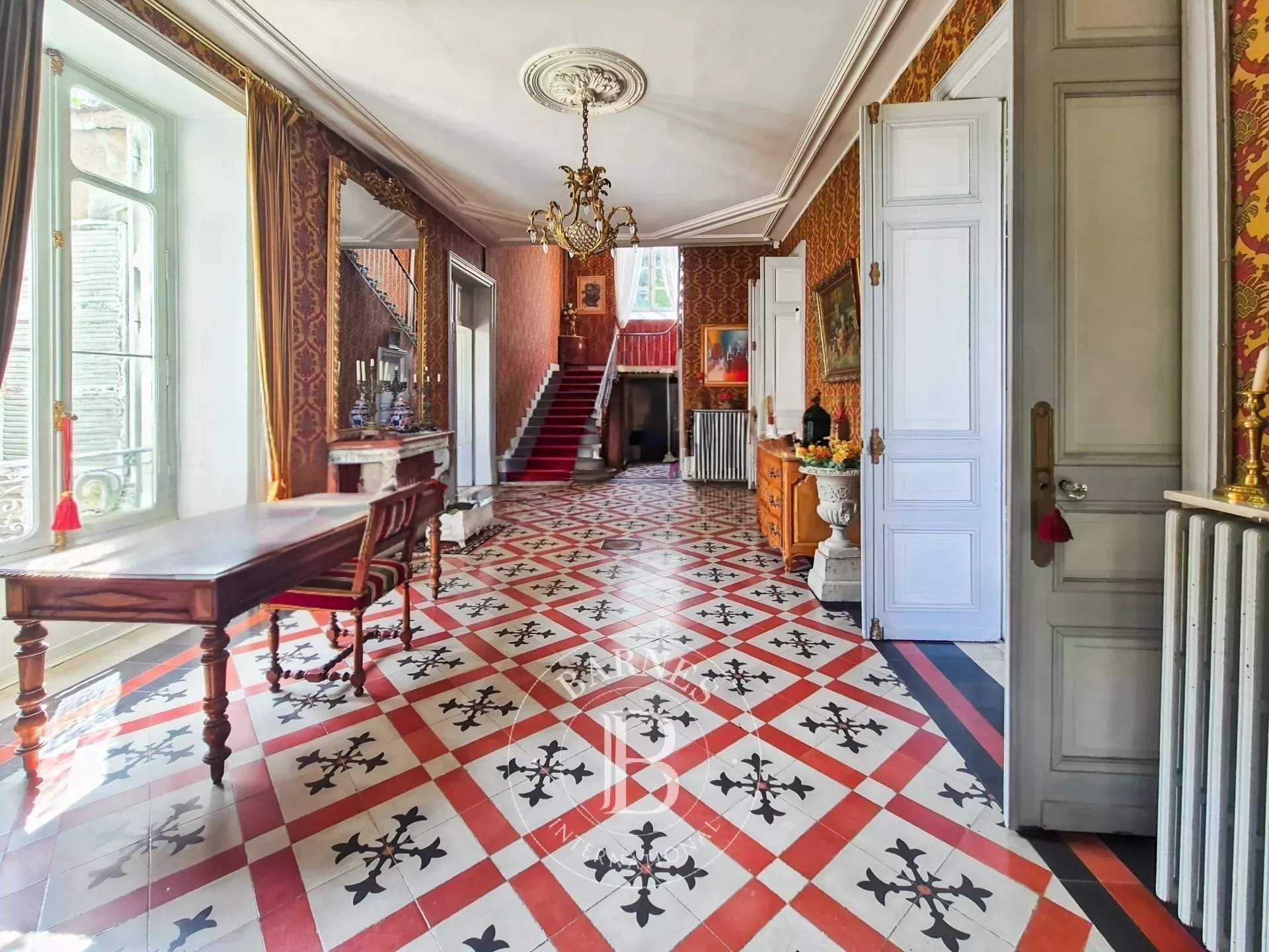 Néronde-sur-Dore  - Propriété 14 Pi&egrave;ces 9 Chambres - picture 7