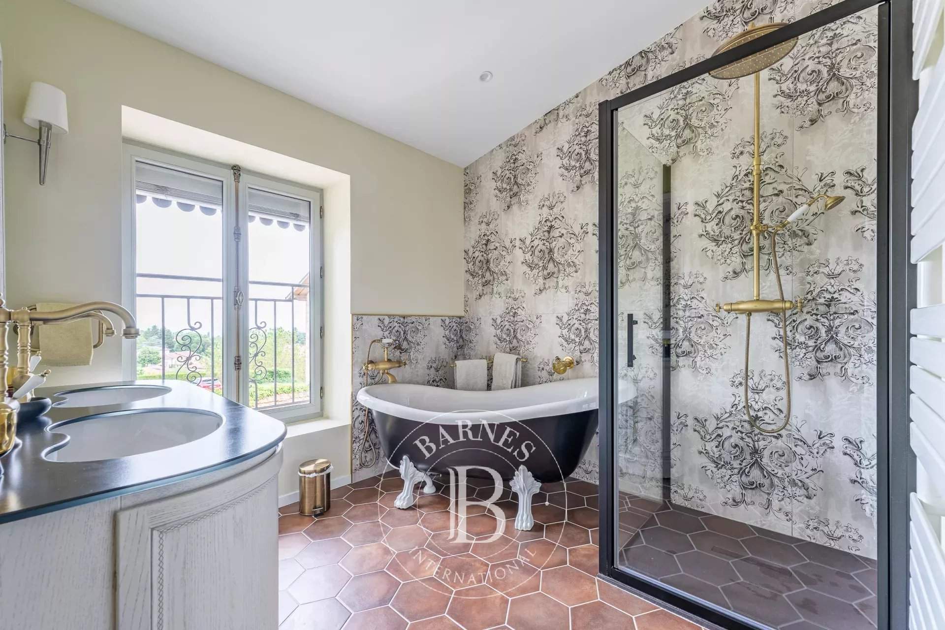 Maubec  - Bed and breakfast 6 Bedrooms - picture 10