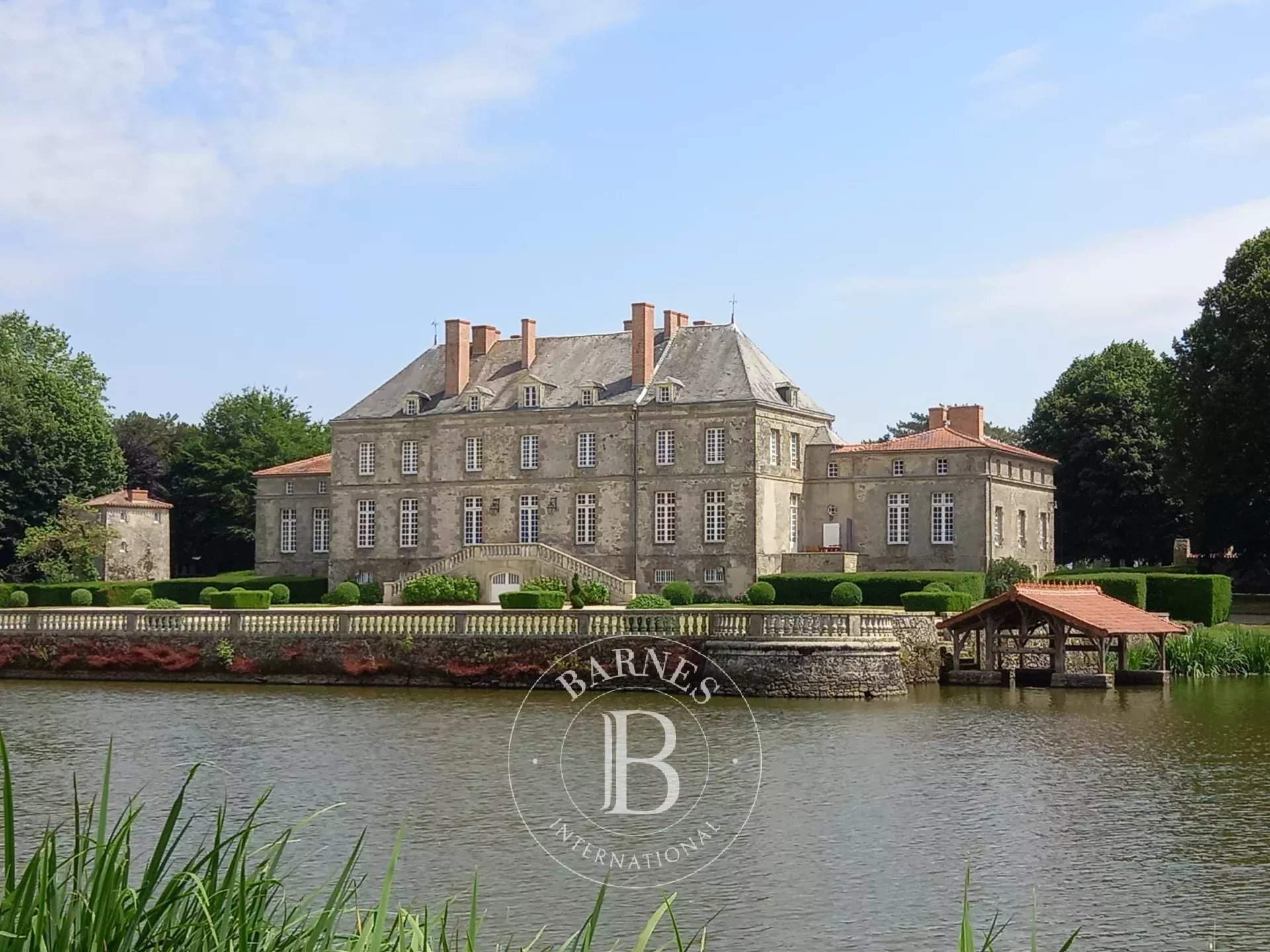 Nantes  - Château 18 Pièces 7 Chambres - picture 2