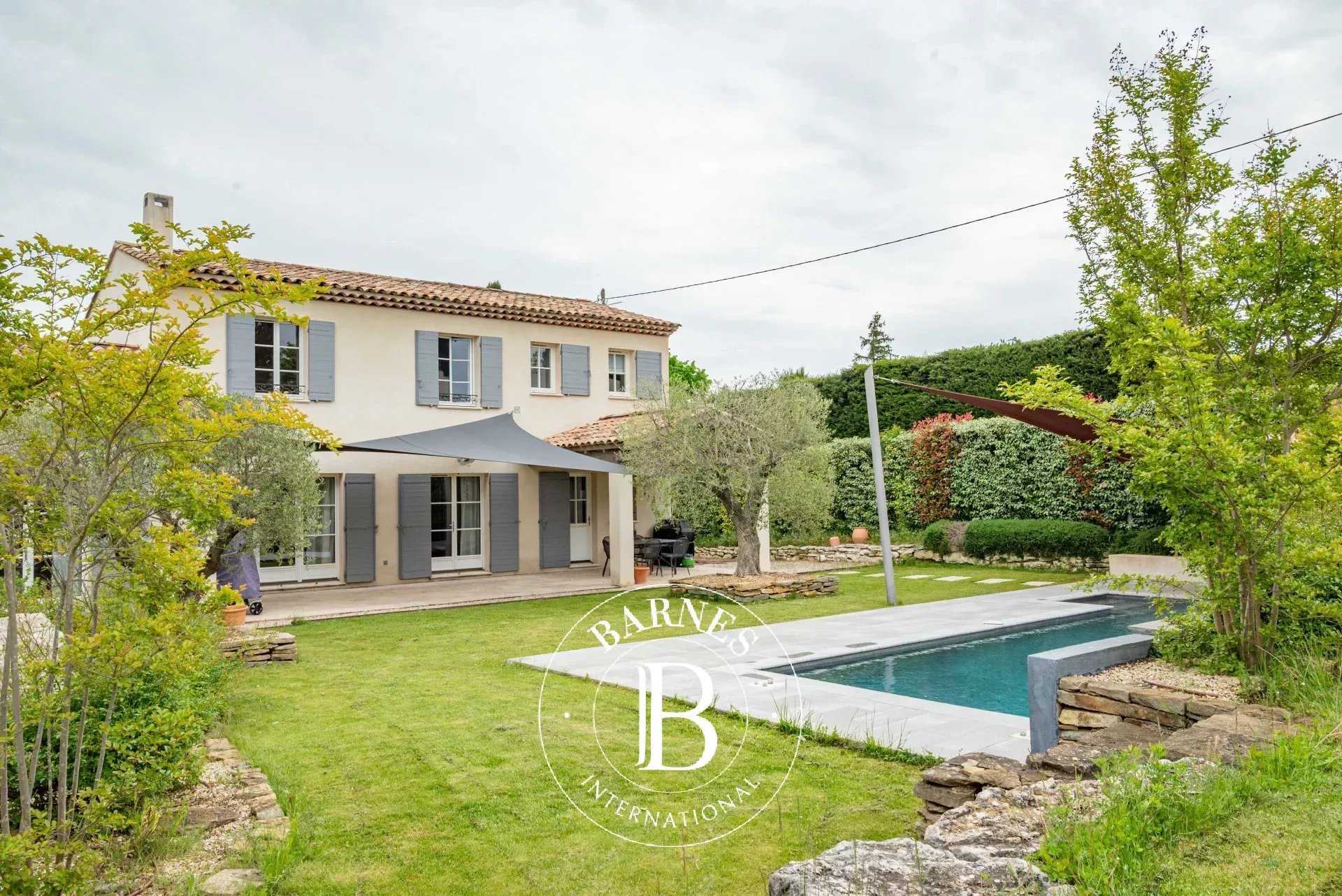 Aix-en-Provence  - House 4 Bedrooms