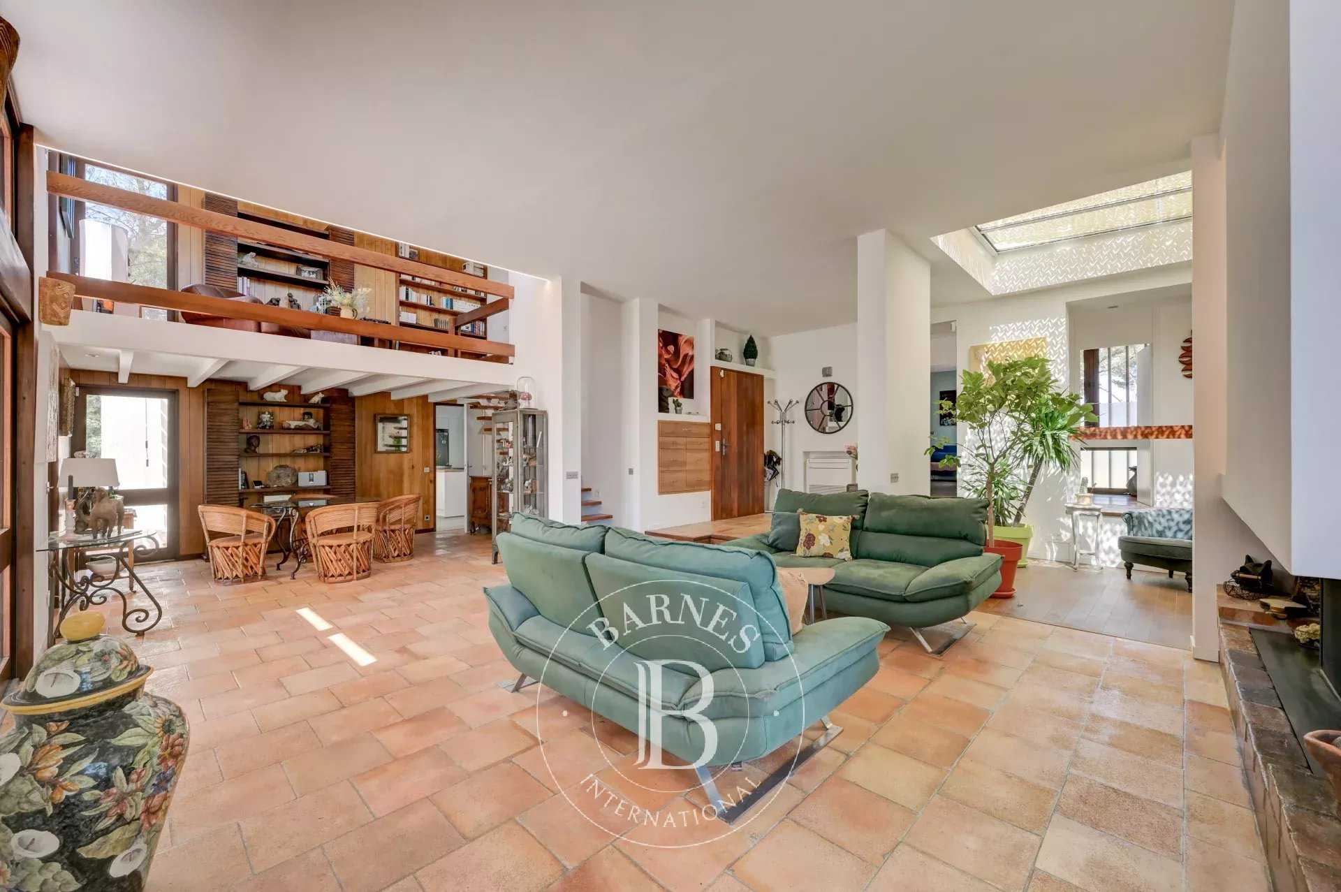 Aix-en-Provence  - House 4 Bedrooms