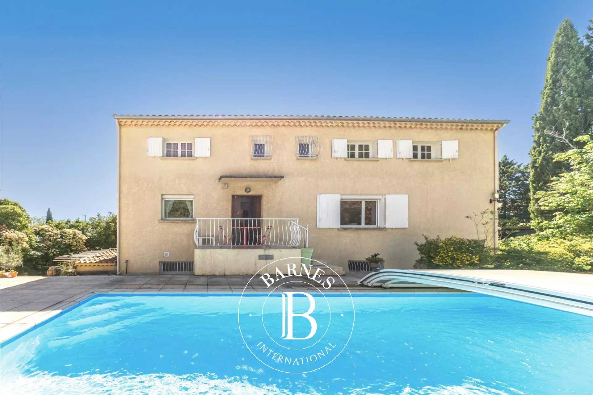 Aix-en-Provence  - House 8 Bedrooms
