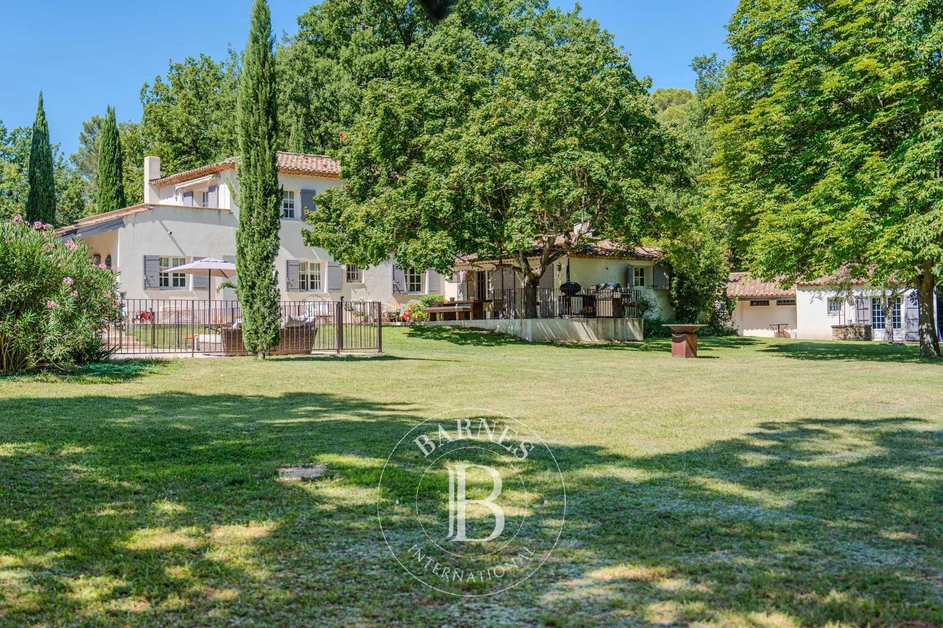 Aix-en-Provence  - Bastide 5 Bedrooms