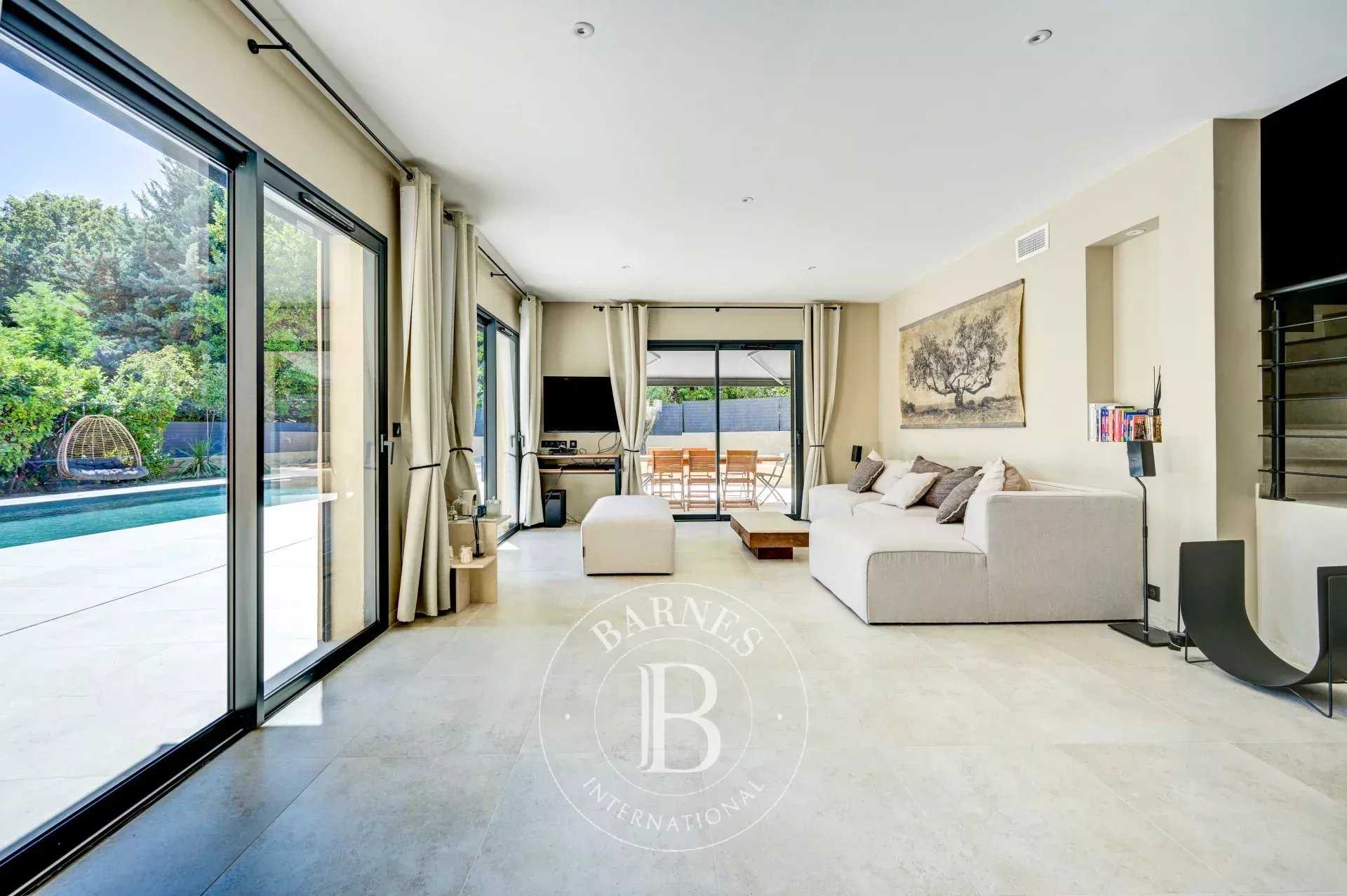 Aix-en-Provence  - House 4 Bedrooms