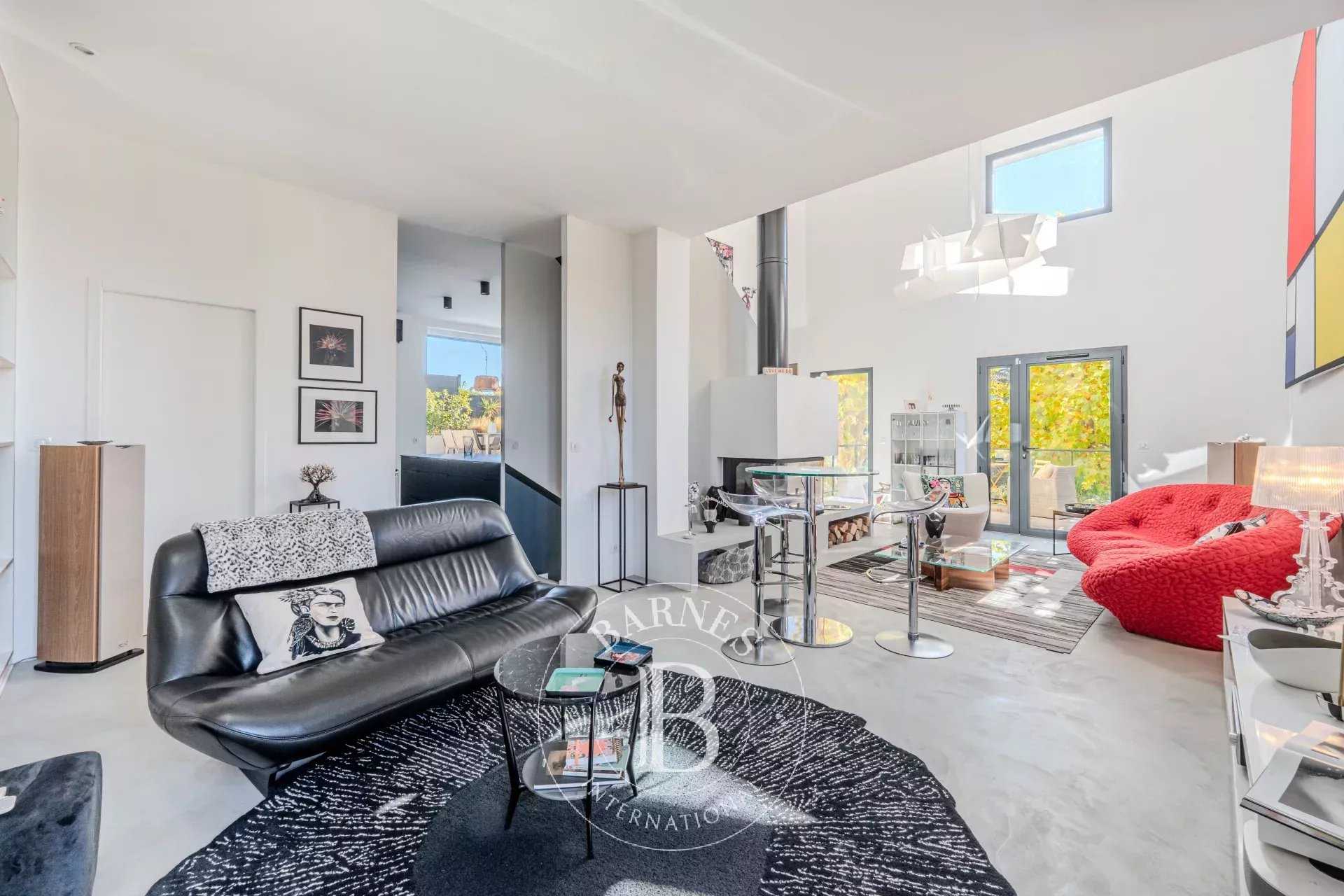 Aix-en-Provence  - Townhouse 6 Bedrooms