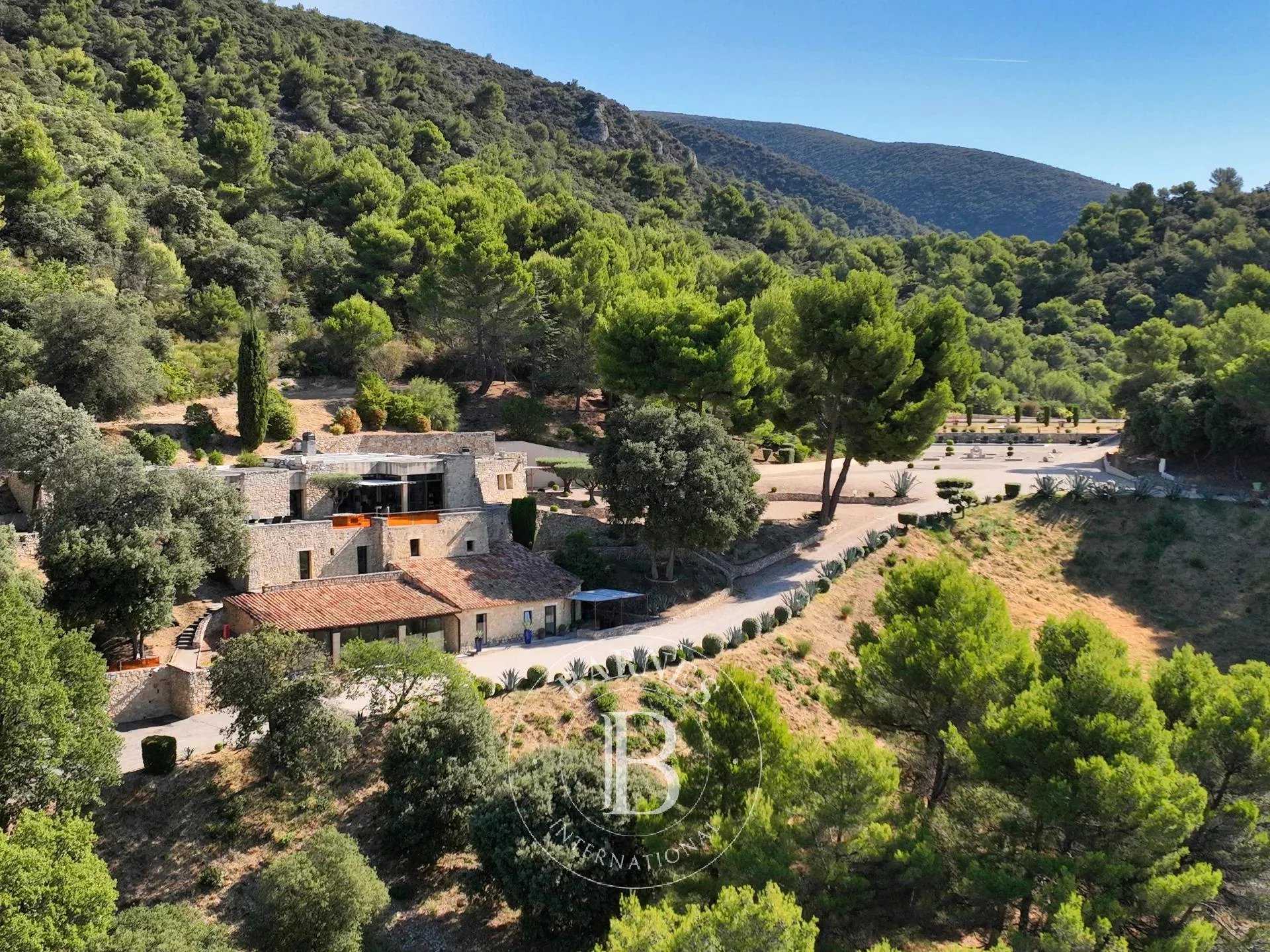 Lourmarin  - Game reserve 5 Bedrooms