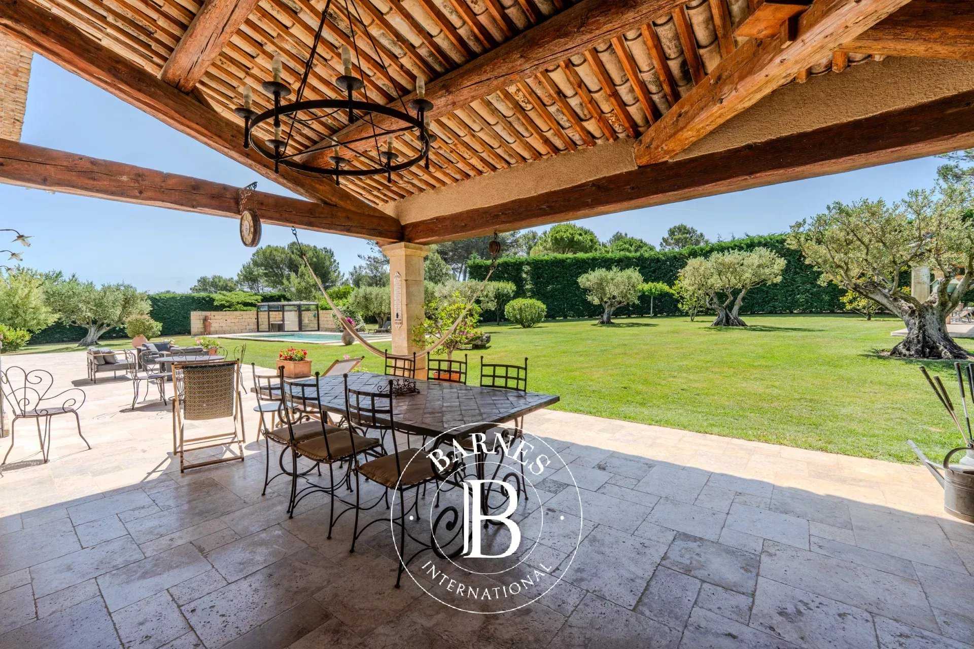 Aix-en-Provence  - Bastide 5 Bedrooms