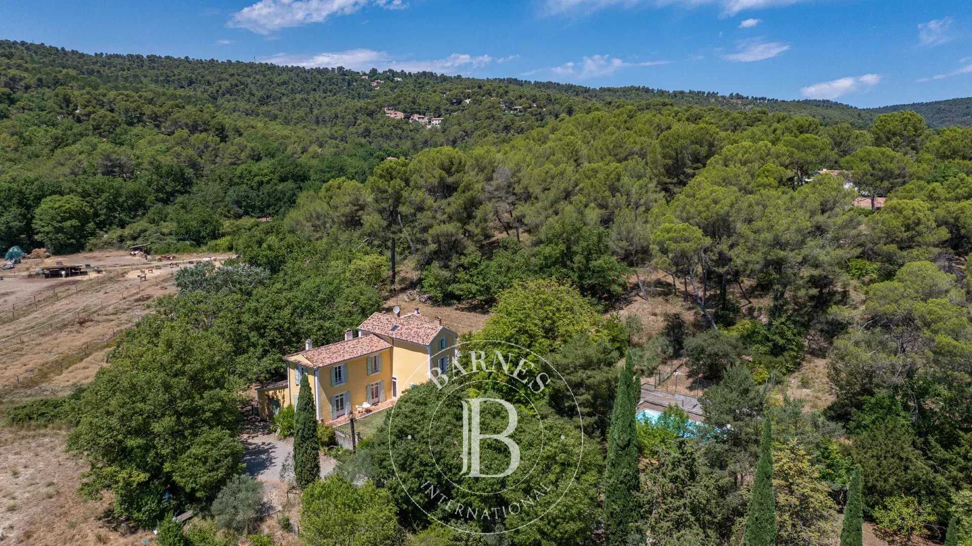 Aix-en-Provence  - Bastide 8 Pièces 5 Chambres