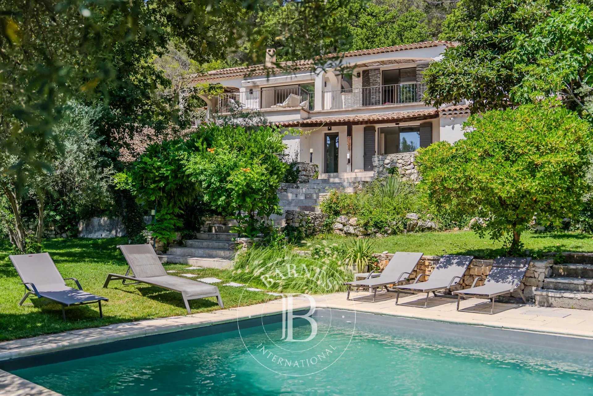 Aix-en-Provence  - House 5 Bedrooms