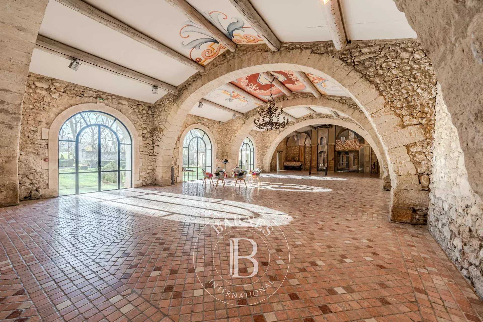 Aix-en-Provence  - Ensemble immobilier 