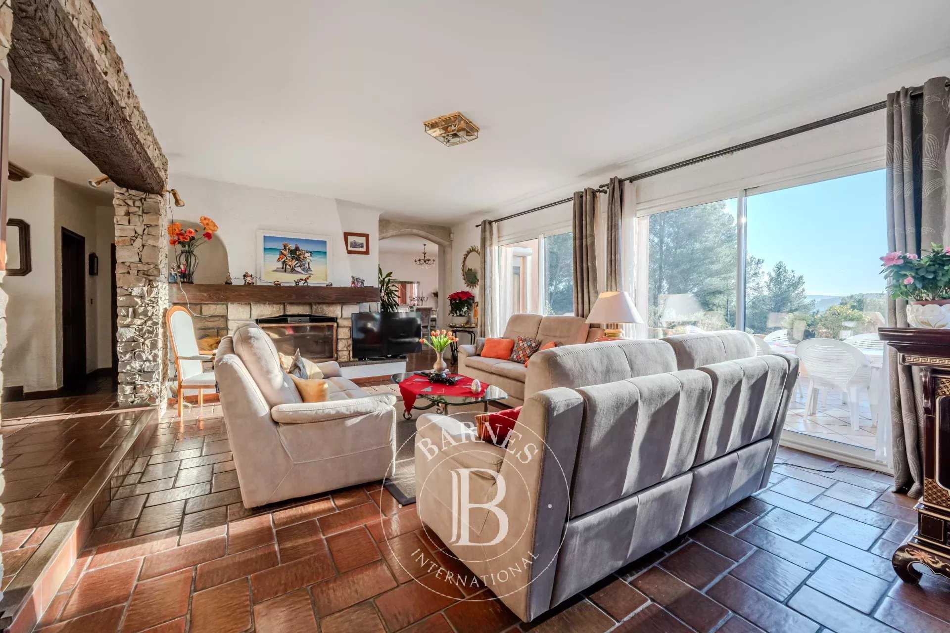 Aix-en-Provence  - House 6 Bedrooms