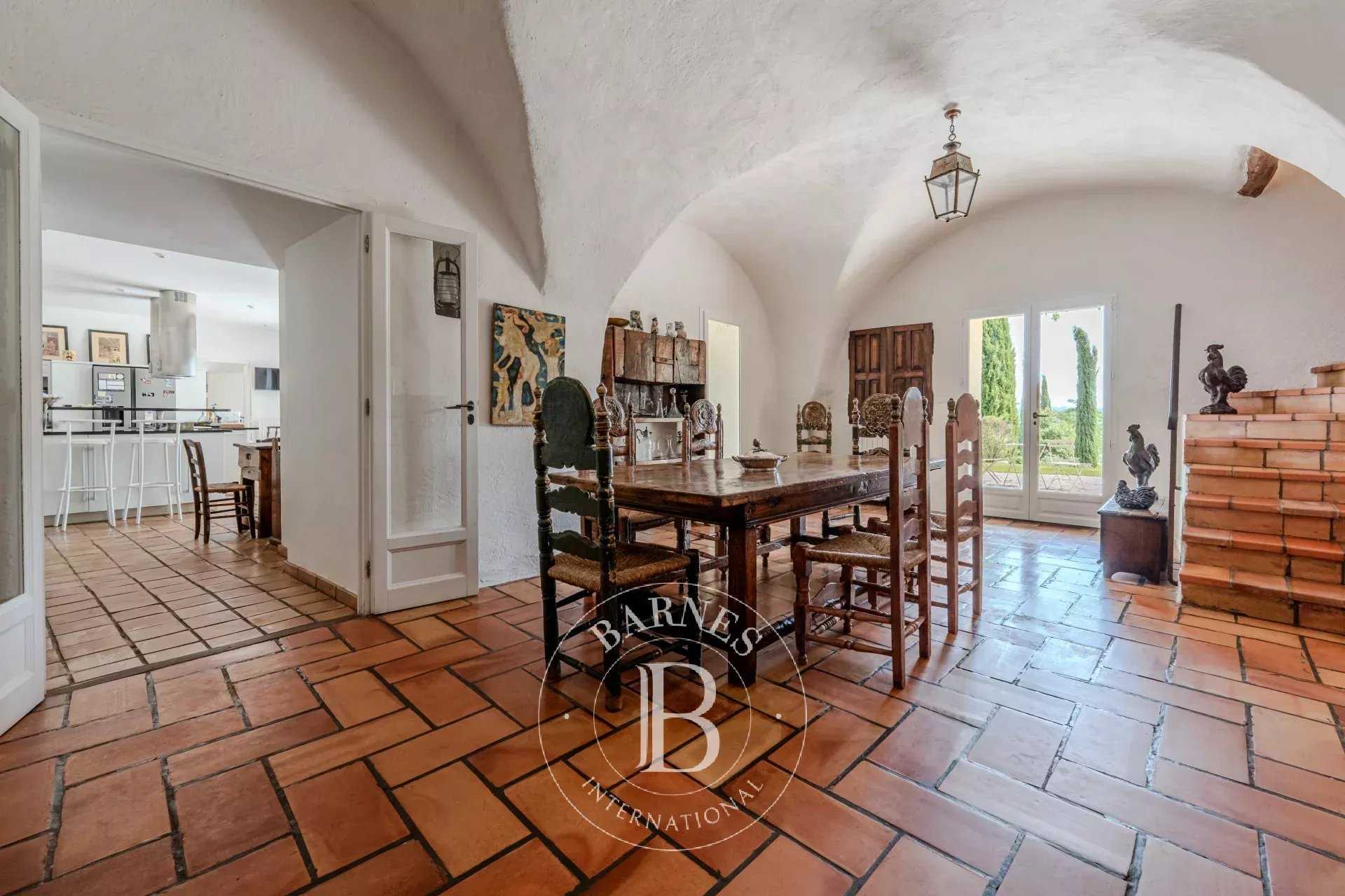 Aix-en-Provence  - Bastide 5 Bedrooms