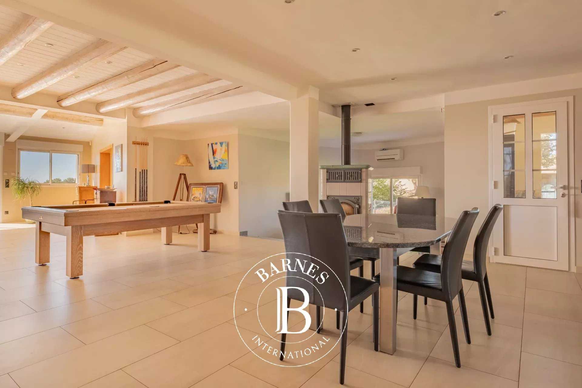 Aix-en-Provence  - House 4 Bedrooms