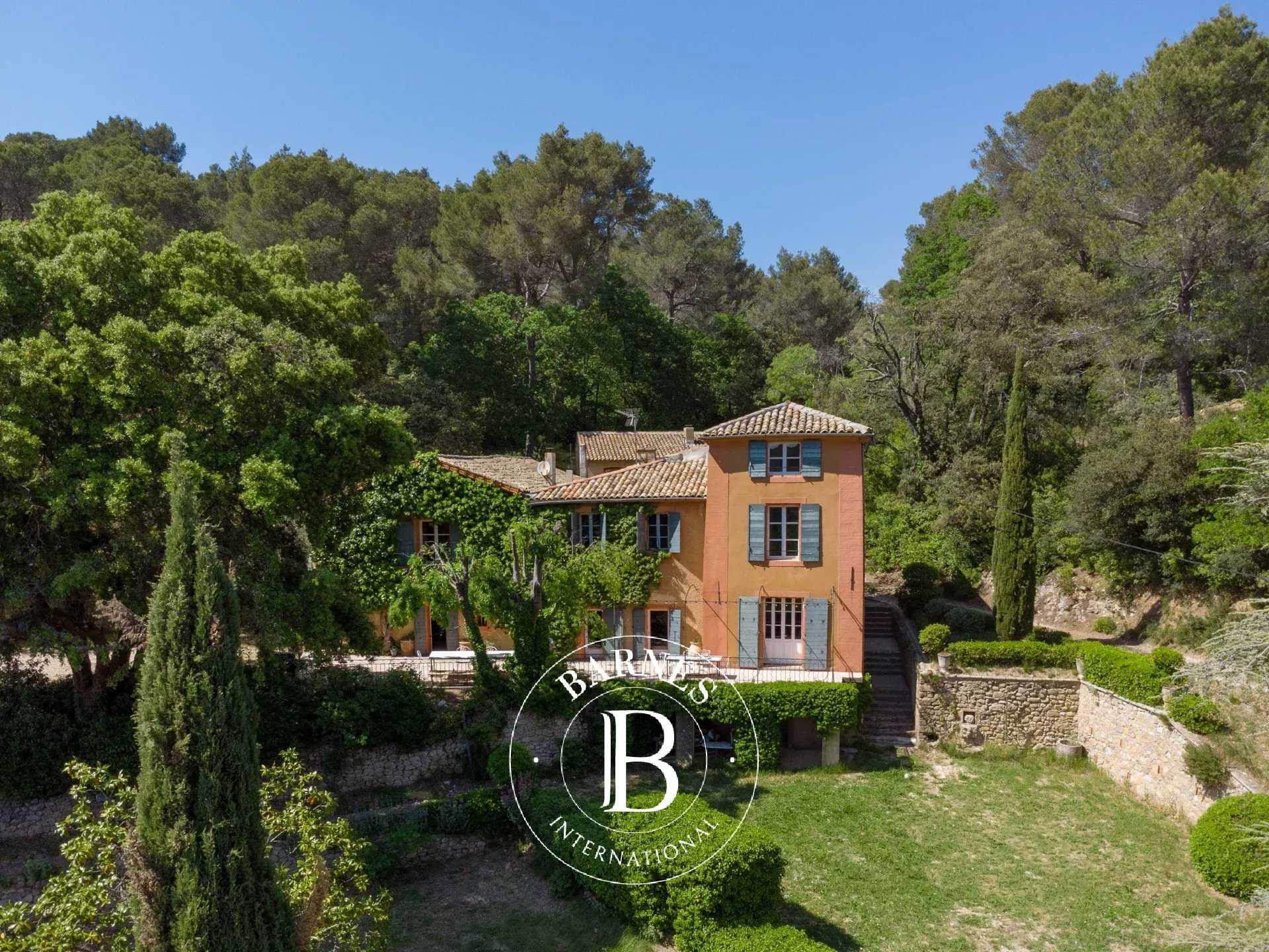 Aix-en-Provence  - House 7 Bedrooms