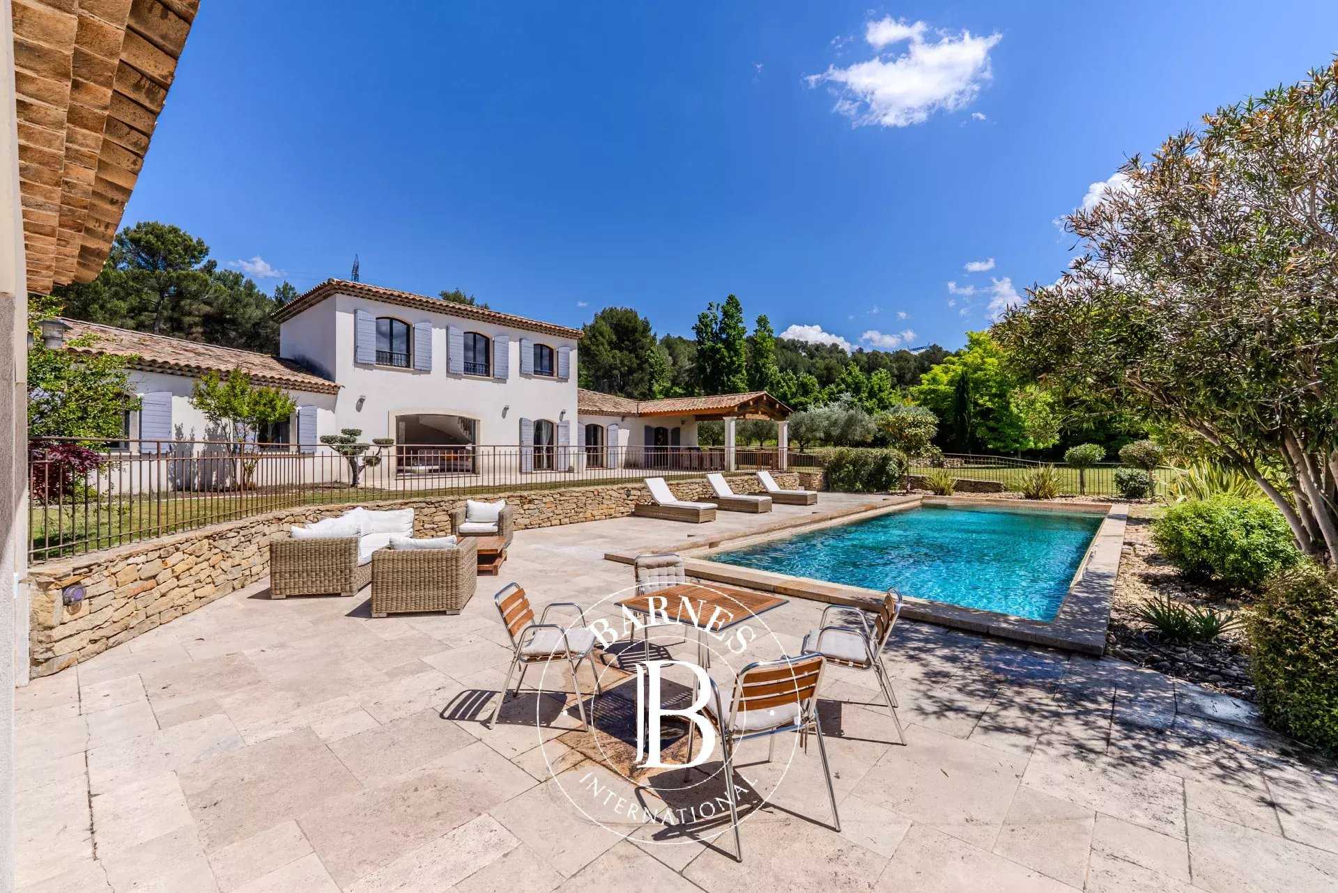 Aix-en-Provence  - House 4 Bedrooms