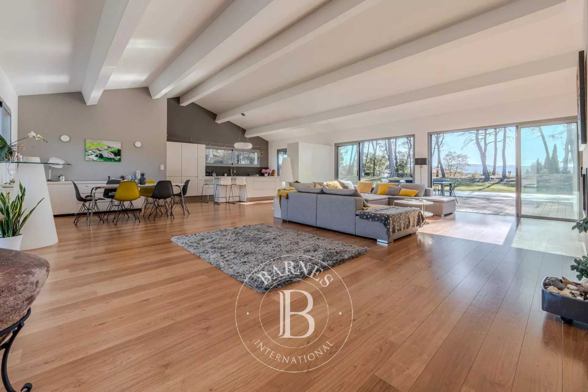 Aix-en-Provence  - House 5 Bedrooms