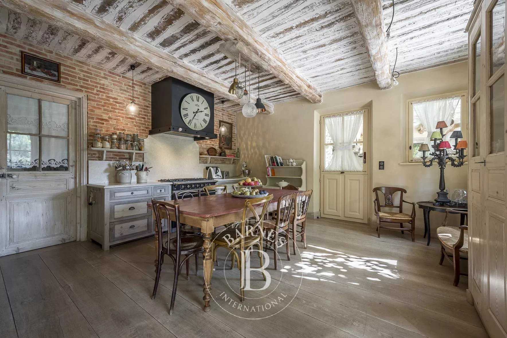 Aix-en-Provence  - Mas 5 Bedrooms